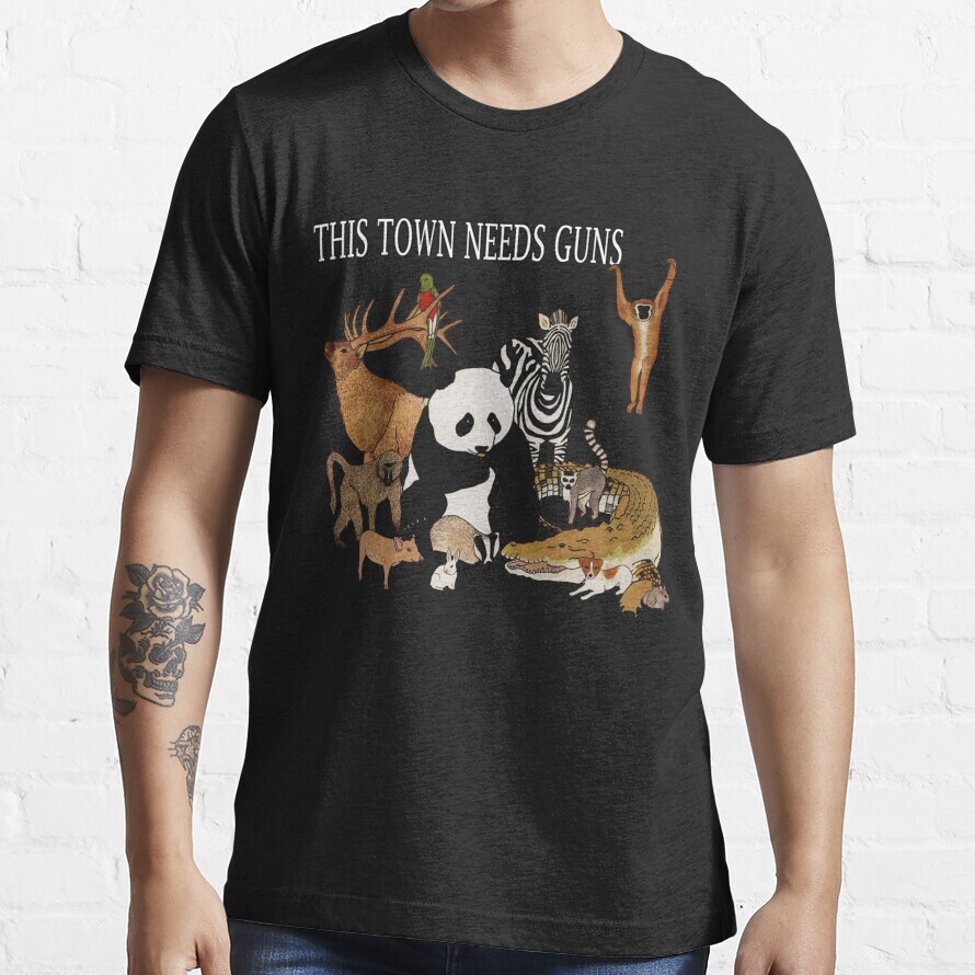 NWT This Town Needs Guns Animal Kingdom Animals Cool Unisex T-Shirt