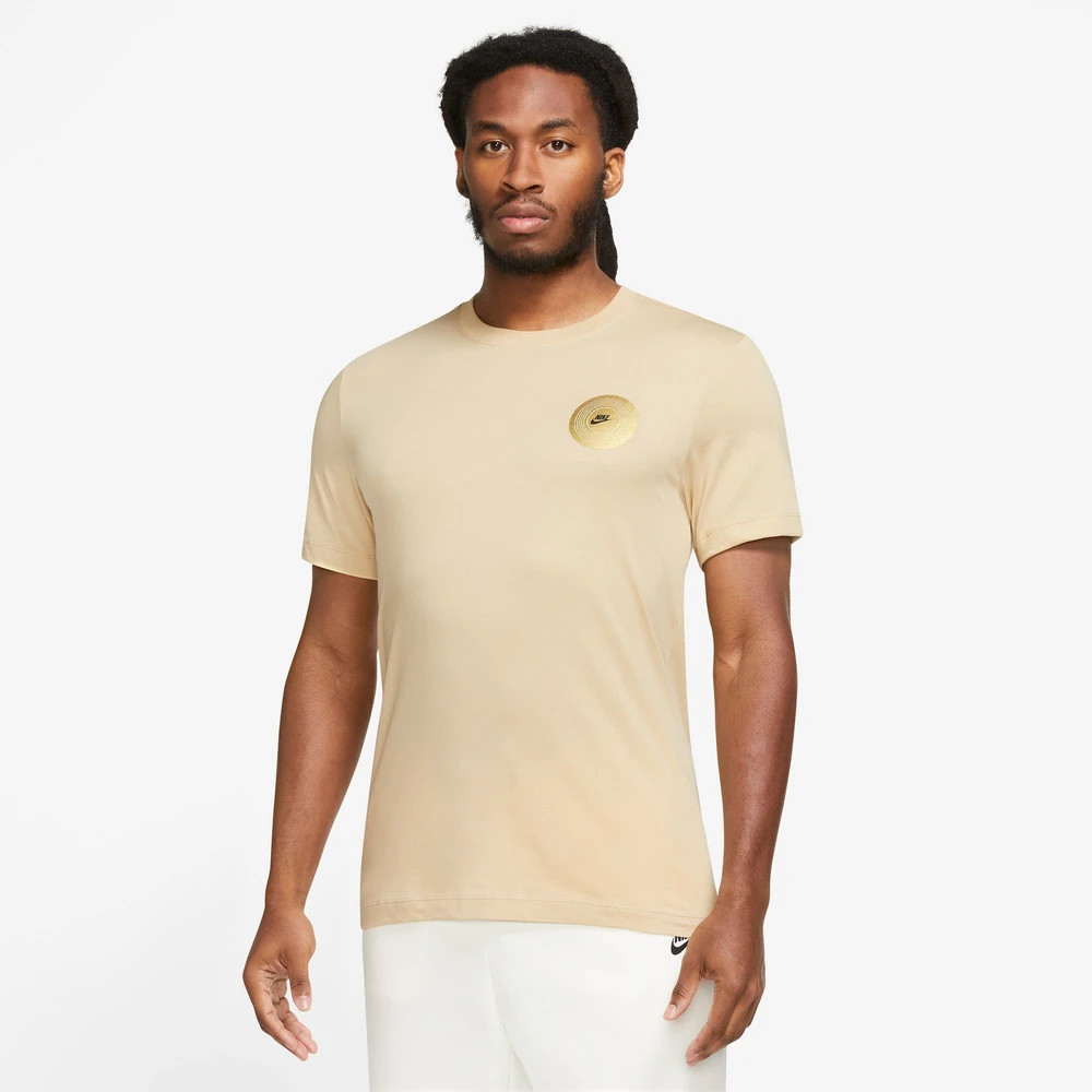 NIKE Men’s XL Khaki T-Shirt Regular Fit NWT Suze X Large