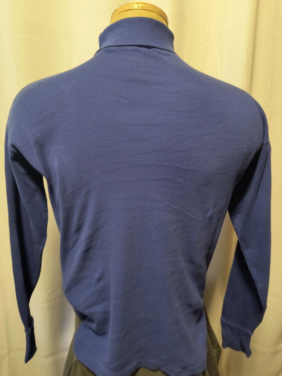Embroidered Buffalo Bill’s Blue Turtleneck Men’s XL Vintage 90’s