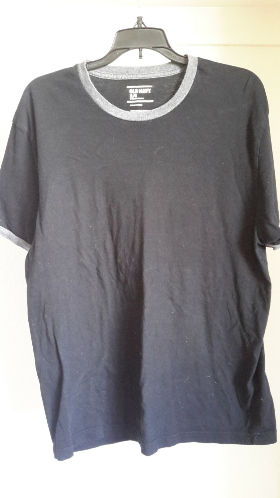 Old Navy Basic Mens Size L T-Shirt Black Gray Contrasting Trim Pre-owned