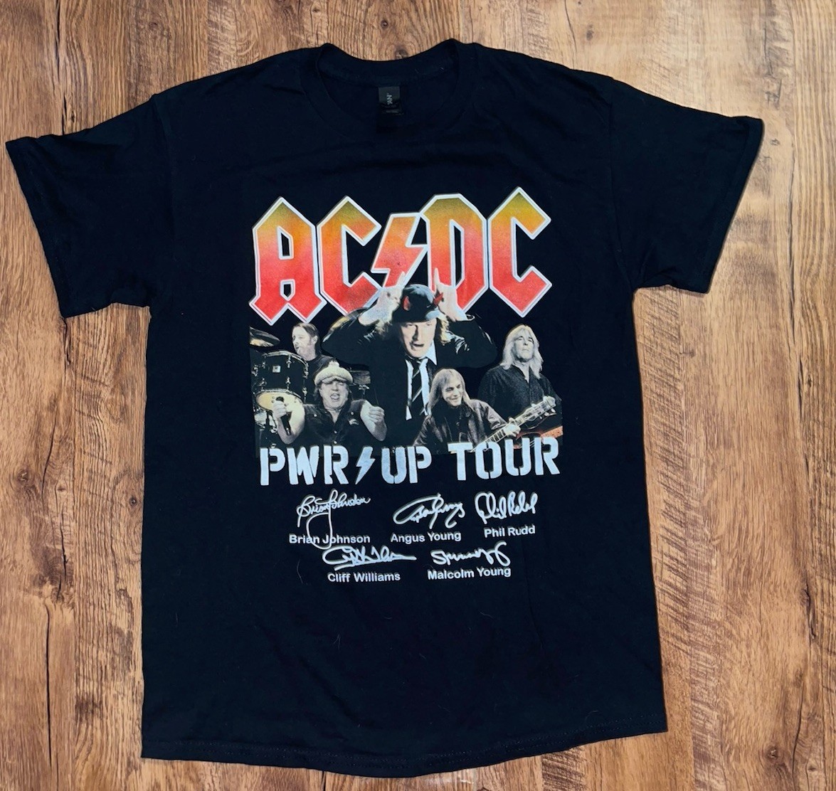 AC/DC POWER UP TOUR Black 2025 Concert T-SHIRT-SIZE Men’s S/M 2 Sided