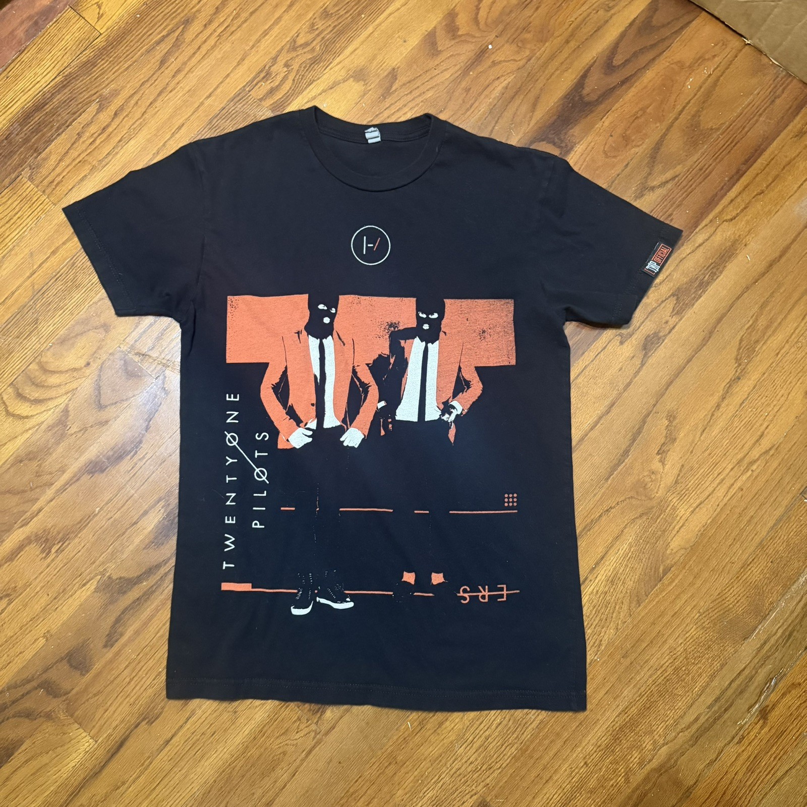 2016 Twenty One Pilots Emotional Roadshow Tour Double Sided T-Shirt Size Small
