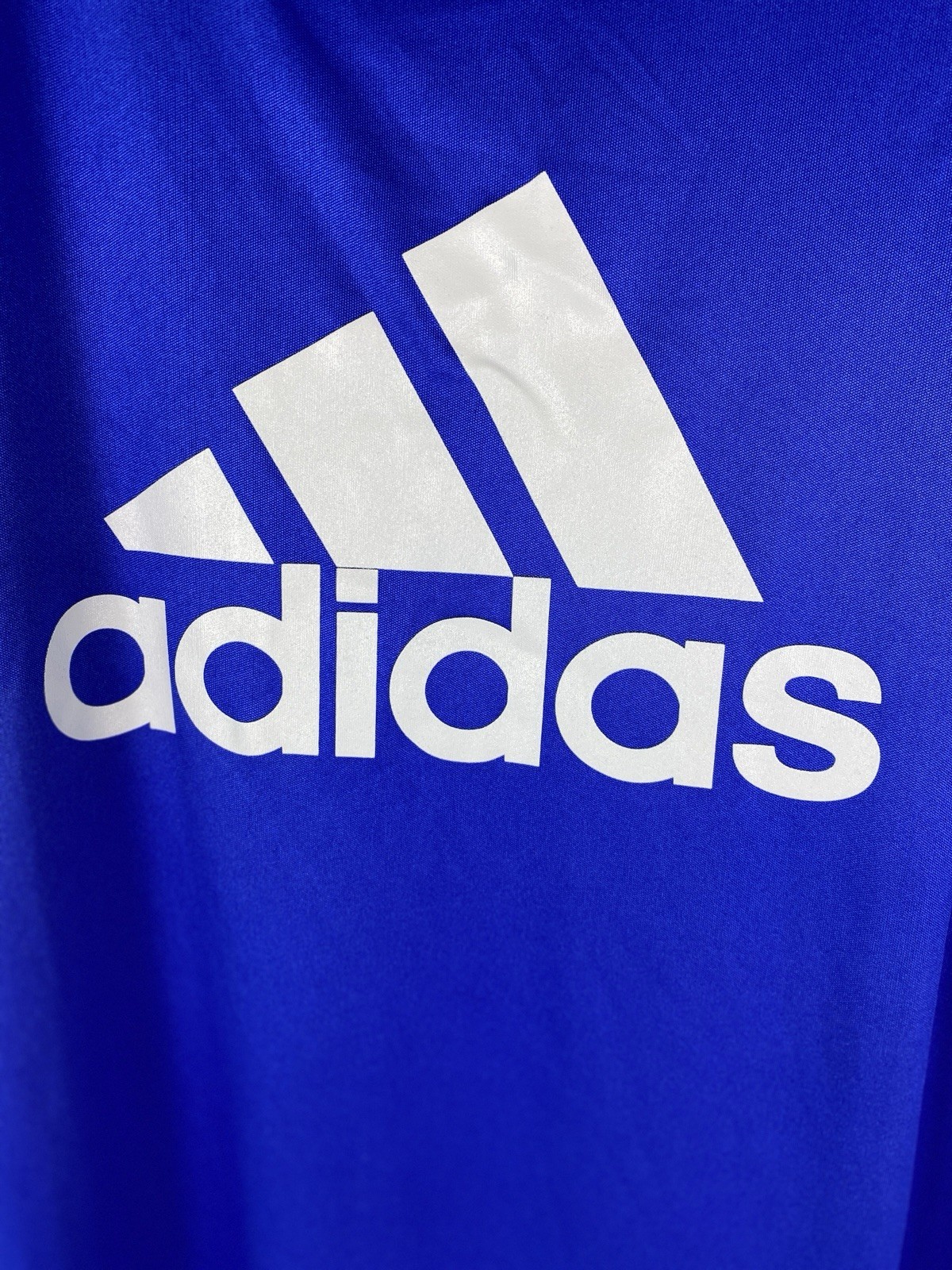 Adidas Men’s Blue Short Sleeve Performance Tee Size Med 100% Polyester Gray Logo