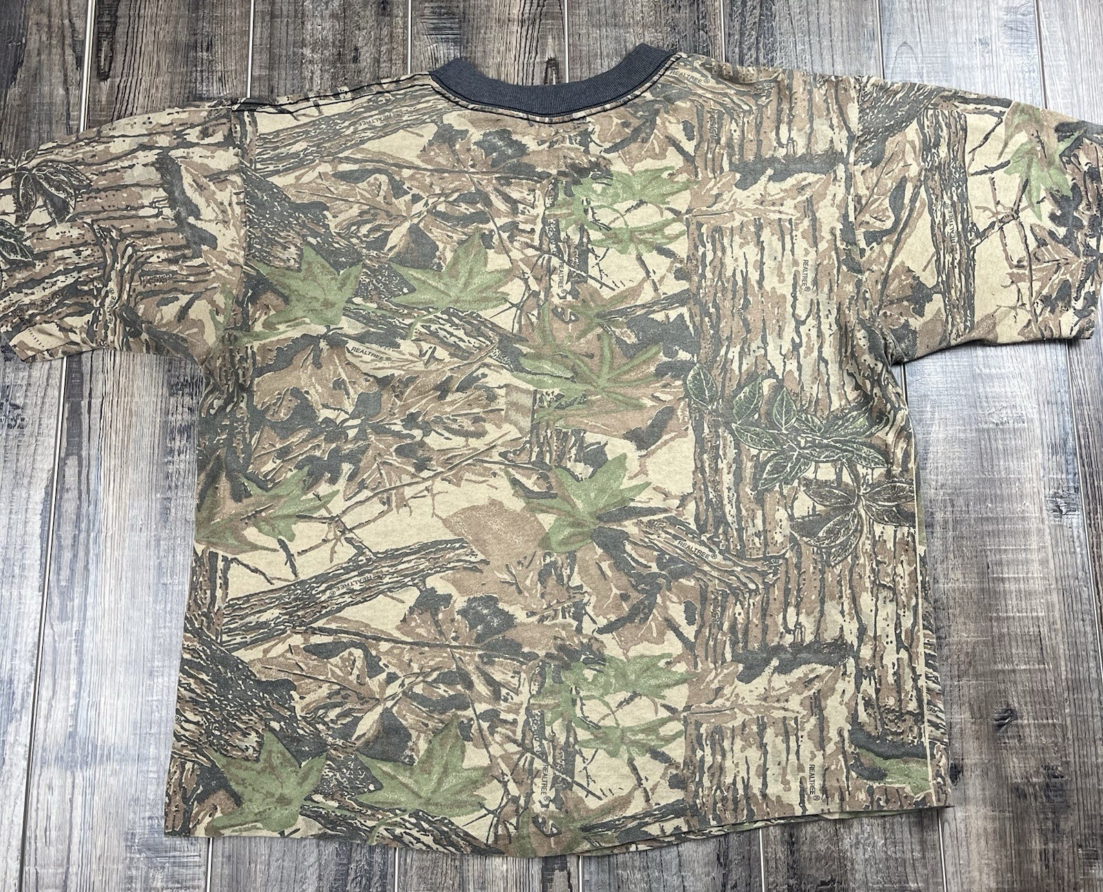 VINTAGE Realtree Shirt Mens XL Camo Pocket Made USA Outdoor Hunting 90s Y2K