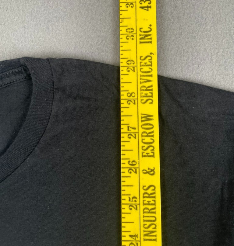 MLB New York Yankees Baseball Skyline Large T-Shirt – NWT