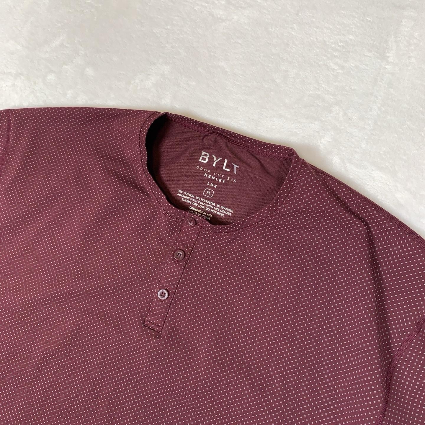 BYLT Drop-Cut Henley Shirt Mens XL Red Polka Dot LUX Short Sleeve Athletic Fit