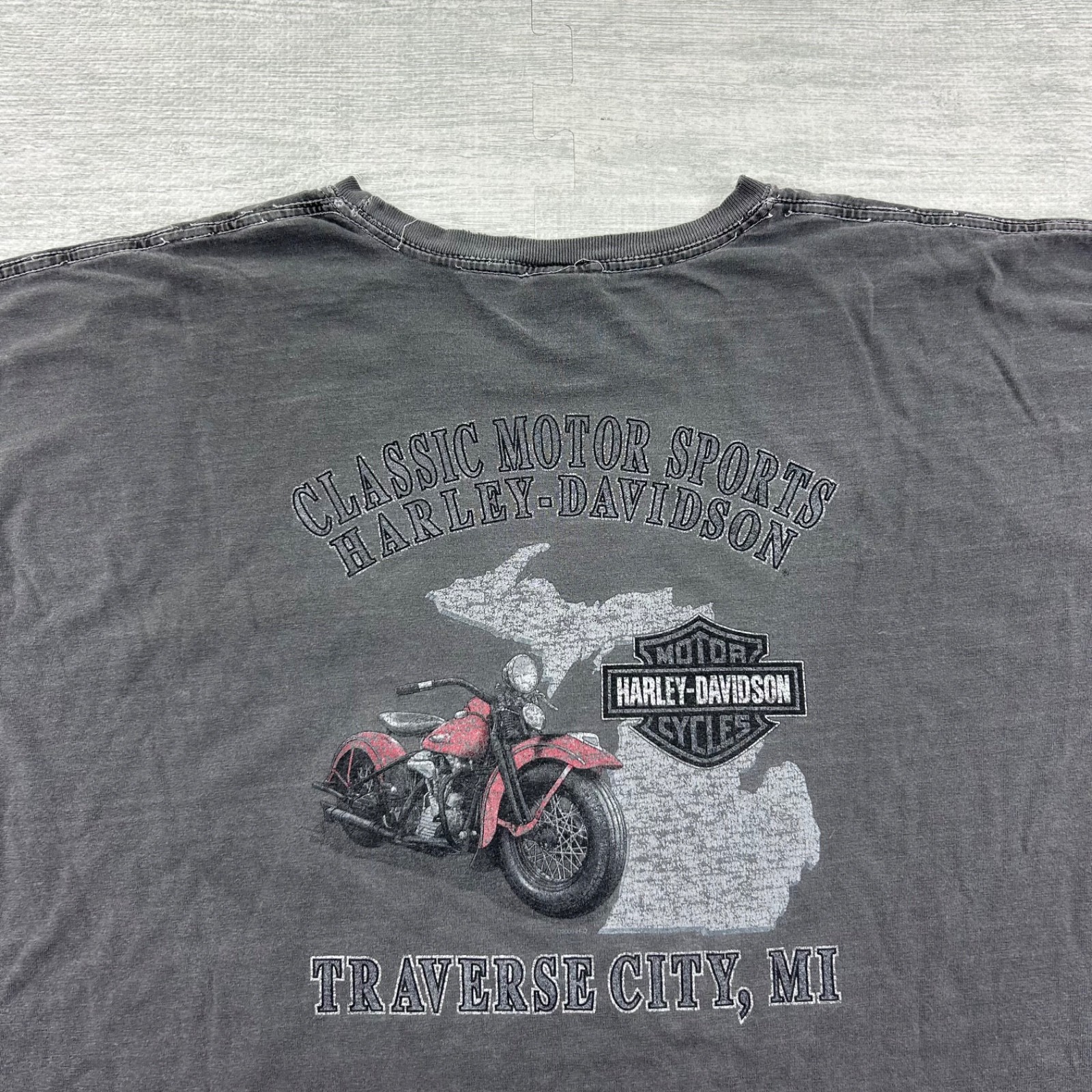 Vintage Harley Davidson Shirt Size XXL Gray Traverse City Michigan Motorcycle