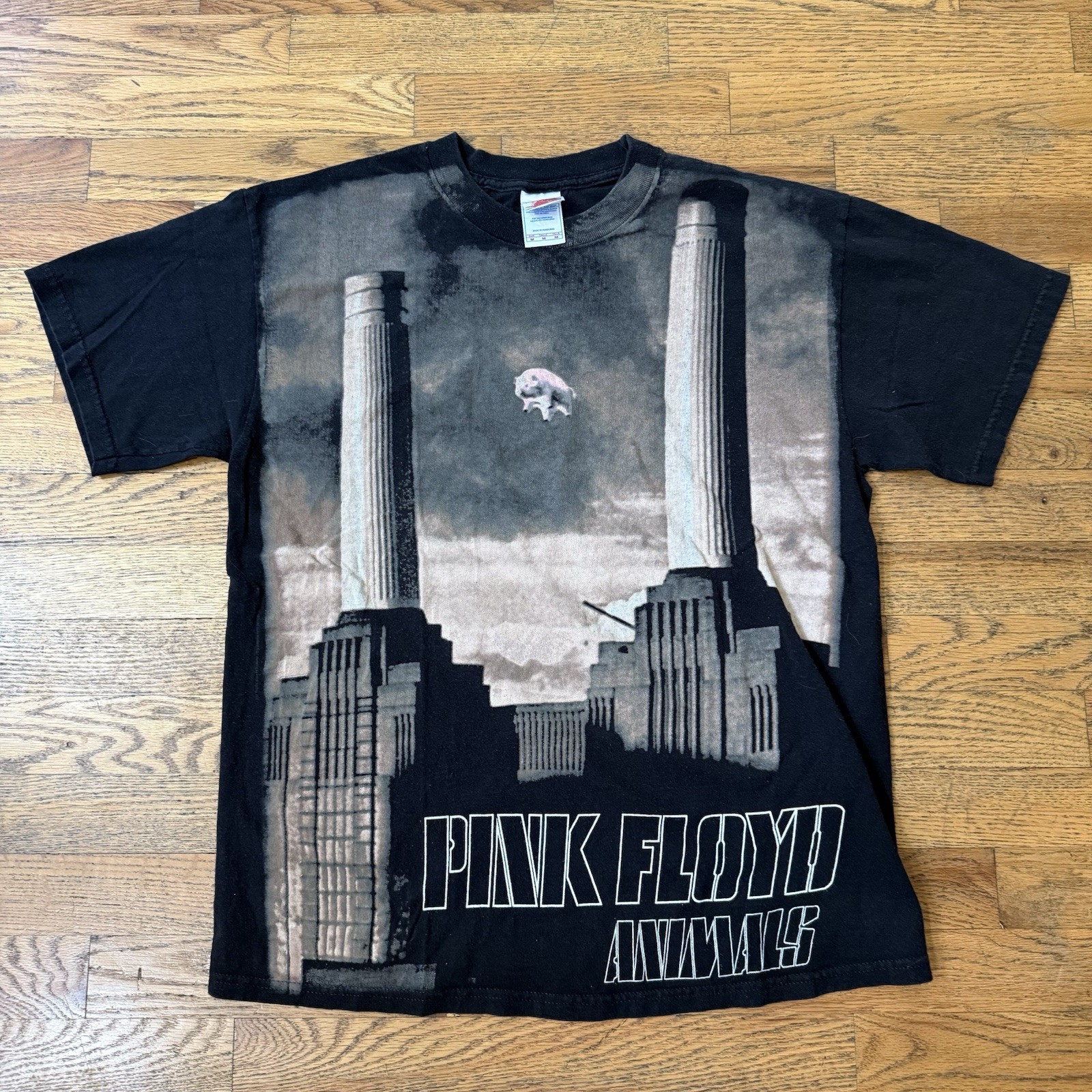 Vintage 90s/Y2k Pink Floyd Animals Graphic M Tee