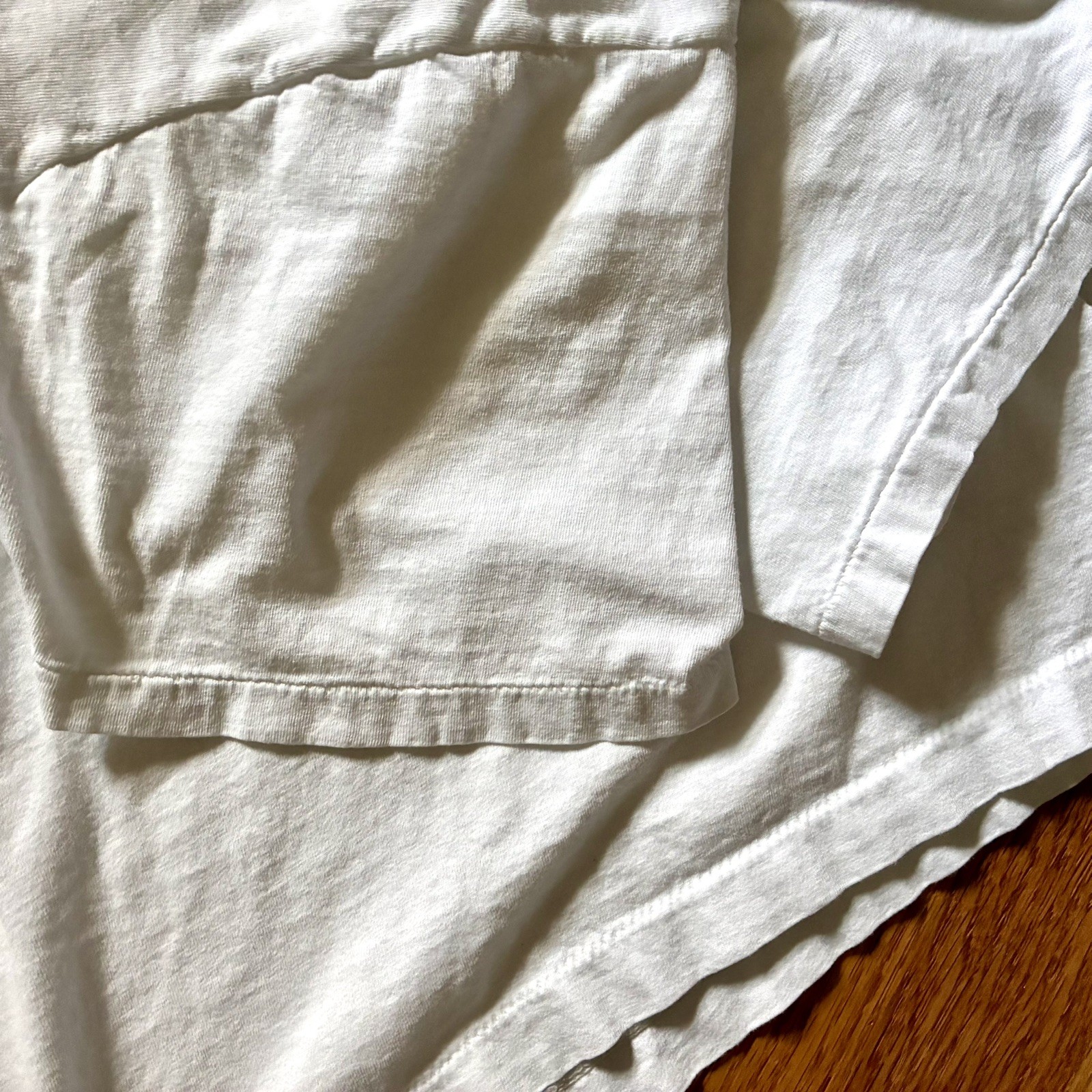 VINTAGE 80s/90s BVD White Single-Stitch V-Neck T-shirt Size Large