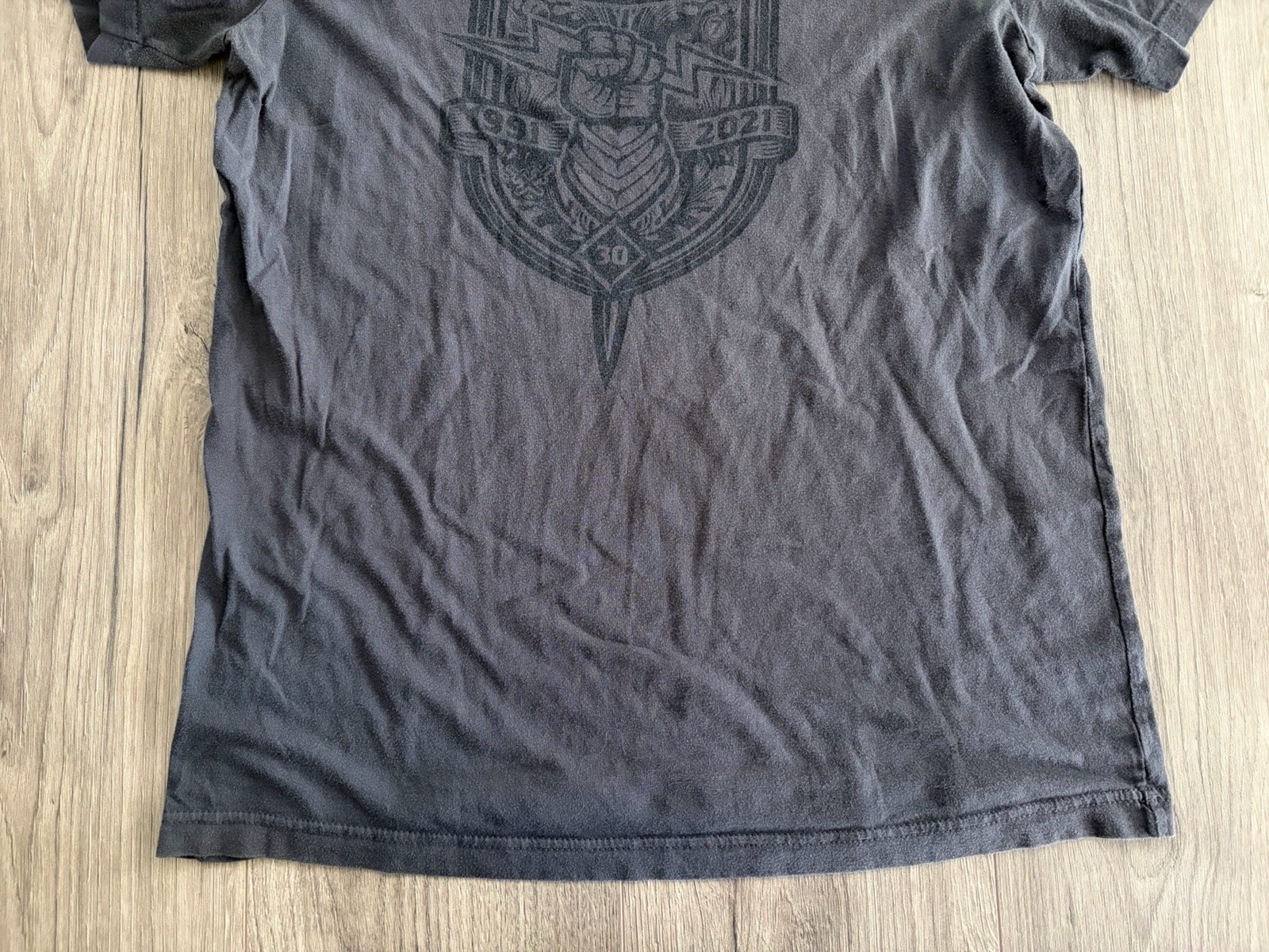 Destiny 2 Bungie 30th Anniversary Collection Shield T-Shirt (See Description)