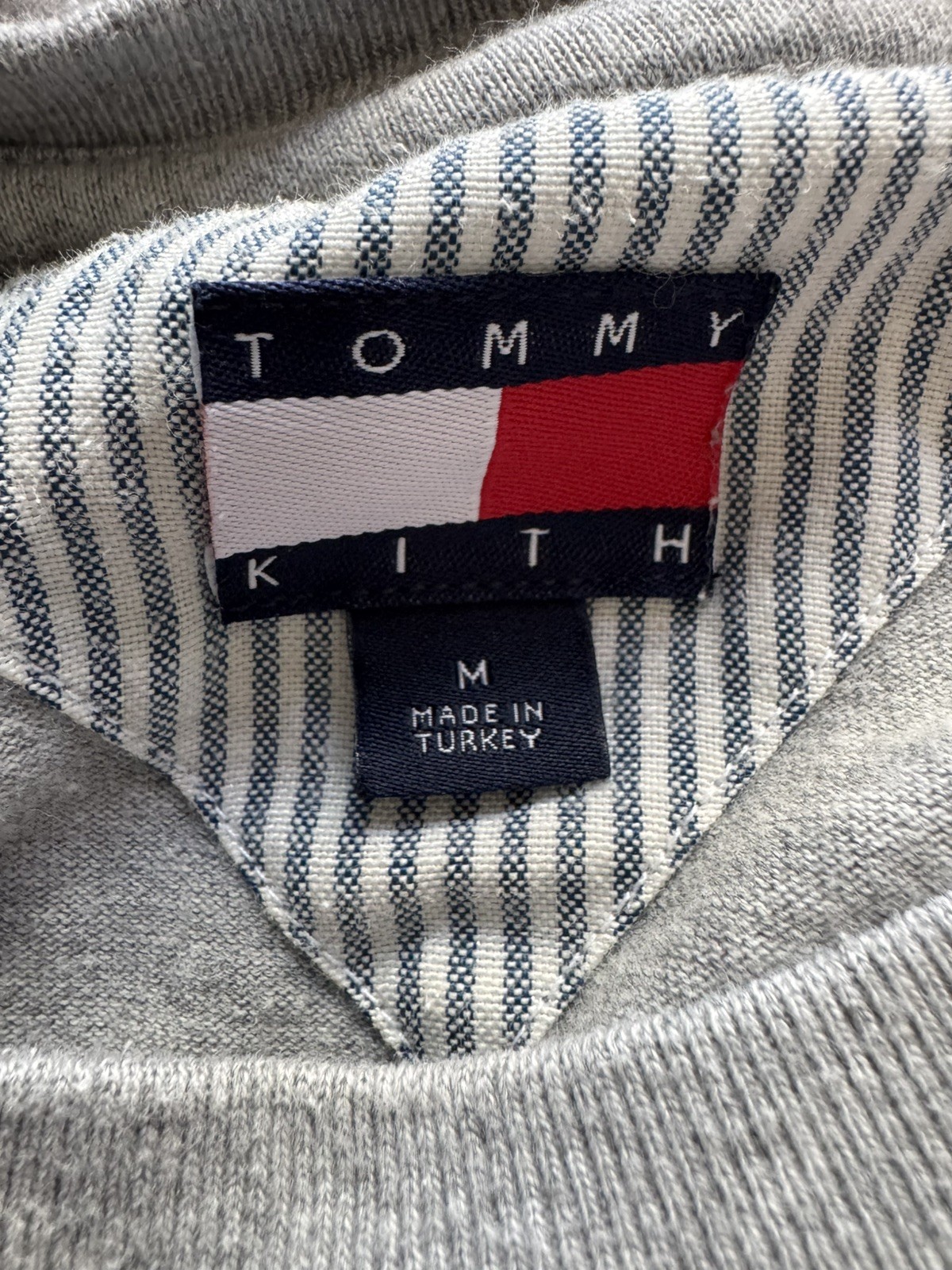 Kith x Tommy Hilfiger Flag Logo Tee Grey Heather – Size Medium