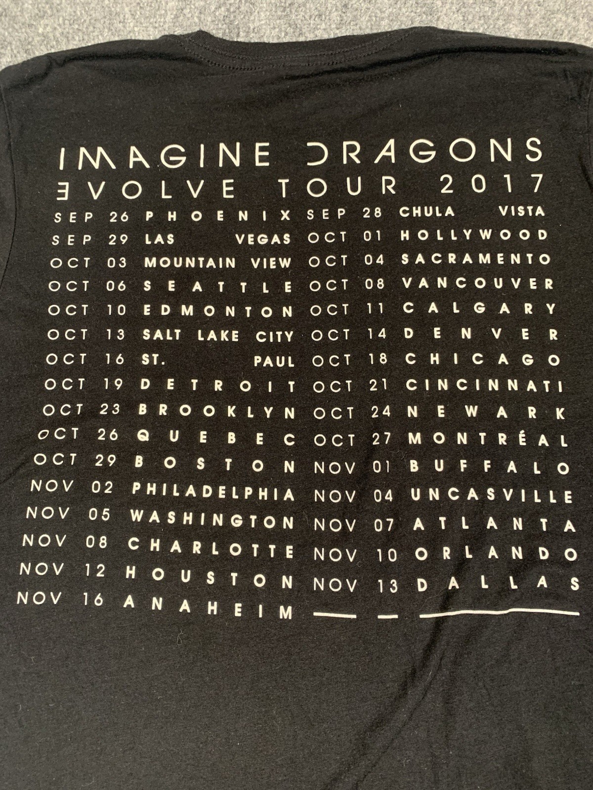 IMAGINE DRAGONS EVOLVE 2017 TOUR CONCERT SHIRT SIZE MEDIUM TEE GRAPHIC