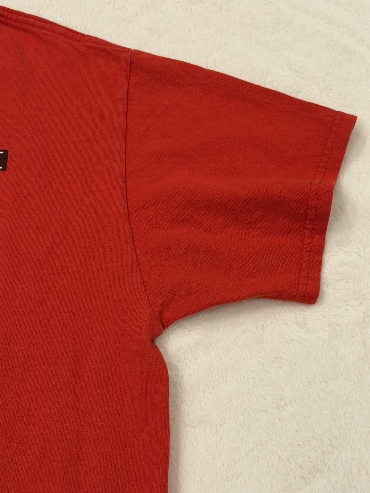VTG Fruit Of The Loom Heavy Cotton T-Shirt Size M 100% Cotton Graphic Print Red