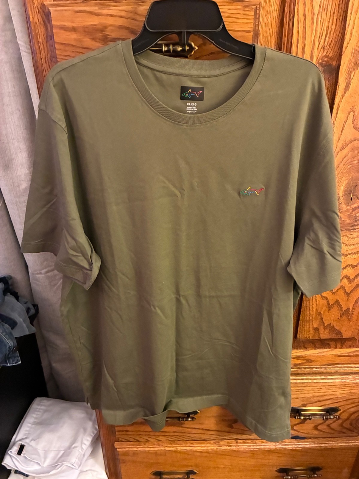 NWT GREG NORMAN XL MENS SHIRT SLEEVE TSHIRT CREW GRAY
