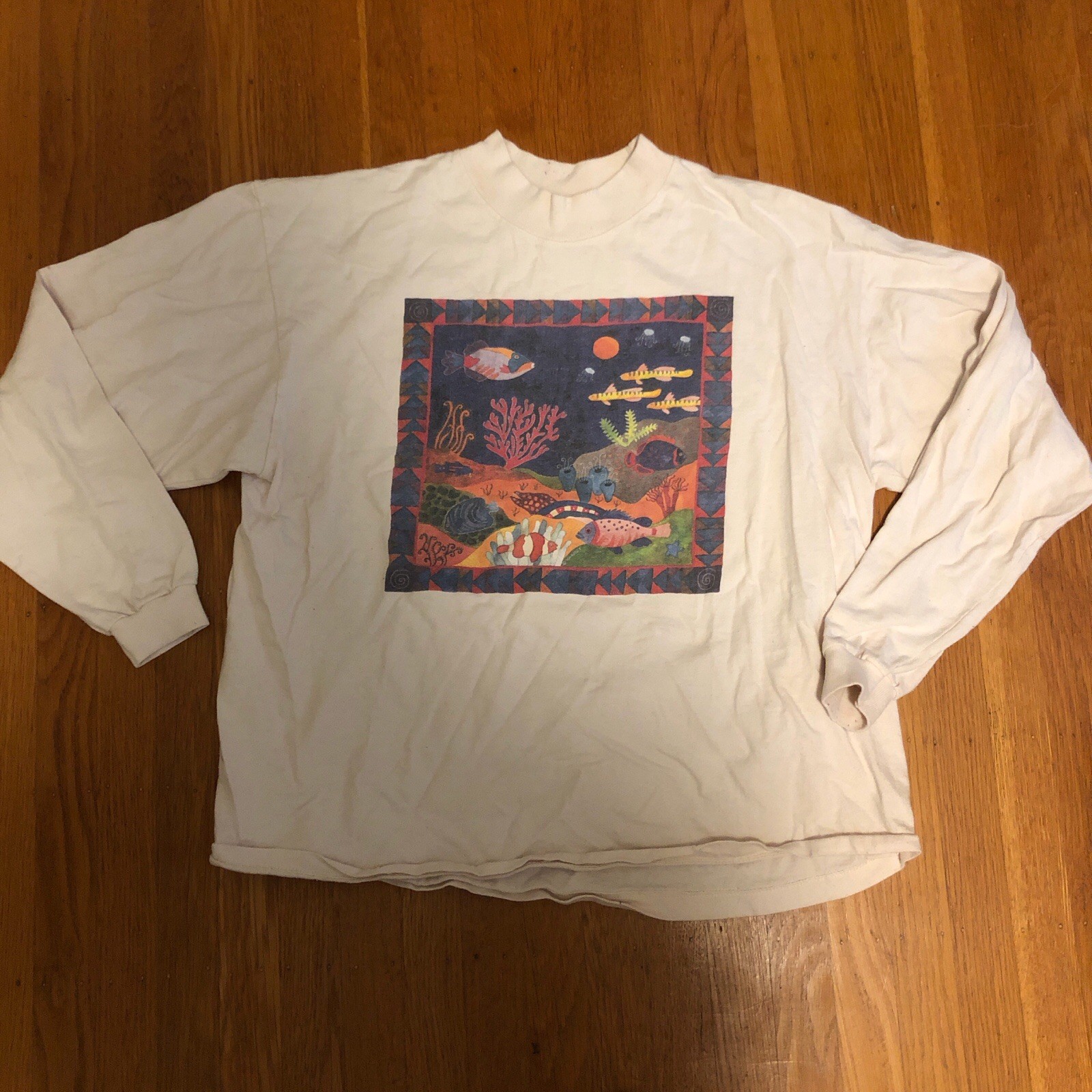 Thick cotton 90s long sleeve fish graphic shirt with an almost mock next detail