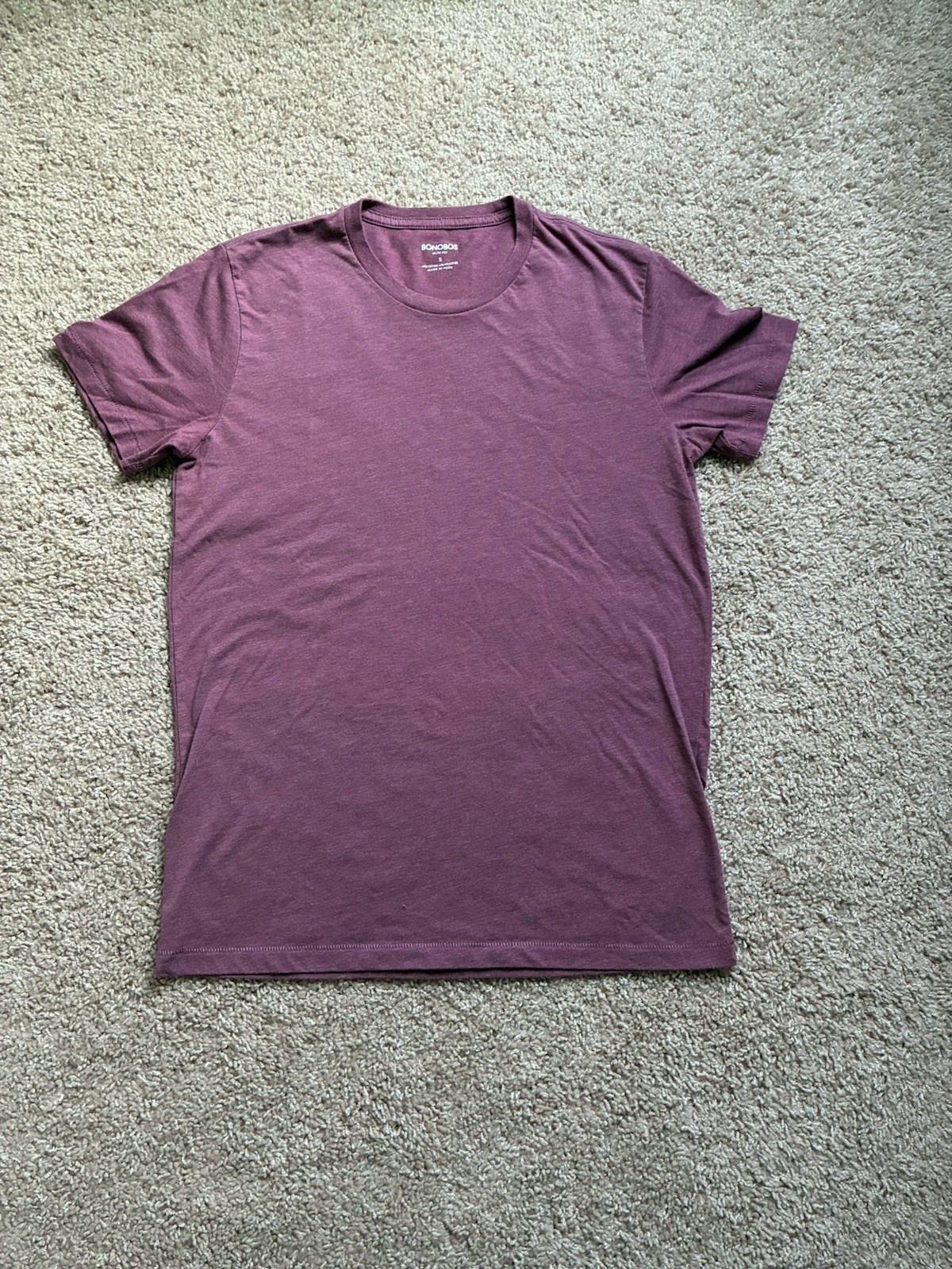 Bonobos Burgundy Slim Fit T Shirt – Men’s Small – Used Excellent Condition