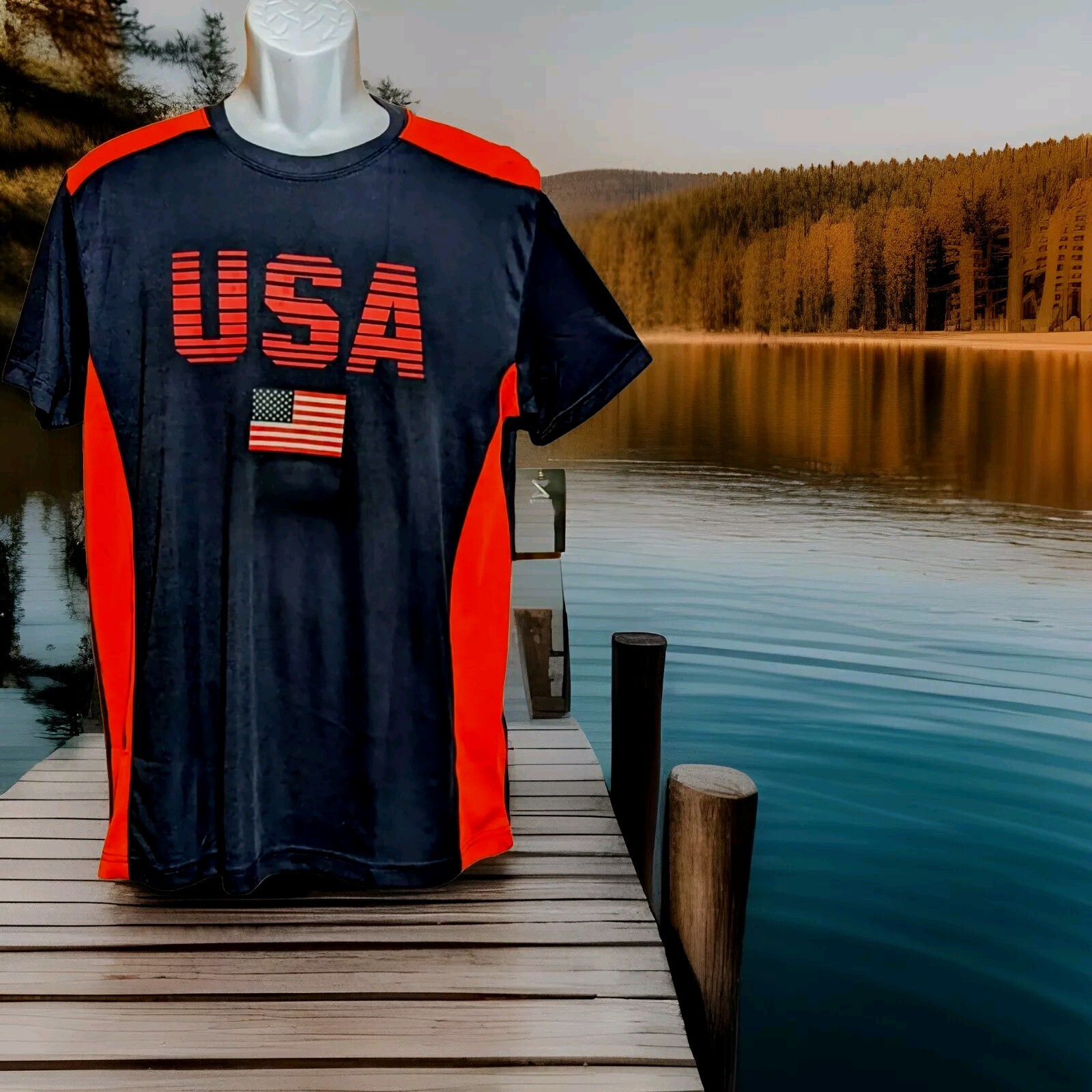 MENS USA FLAG TSHIRT. NAVY BLUE RED WHITE. STRIKER BRAND, Sz L. POLYESTER. Cool!