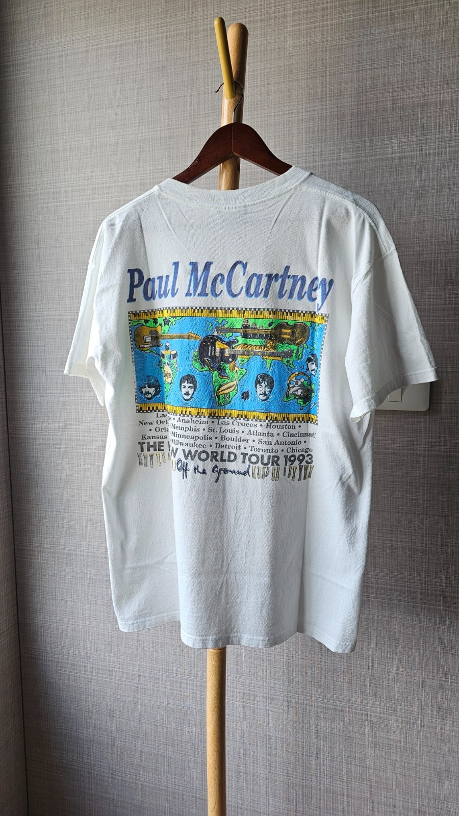Vintage 1993 Paul McCartney Tour T Shirt Rare The Beatles Back Print USA Made L