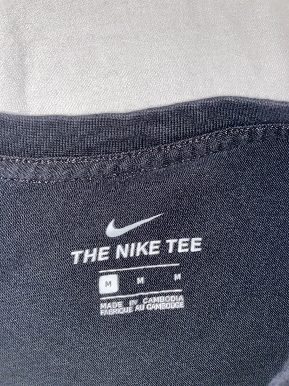 Nike Men’s Just Do It Swoosh Graphic Athletic Workout T-Shirt Black Mens Medium