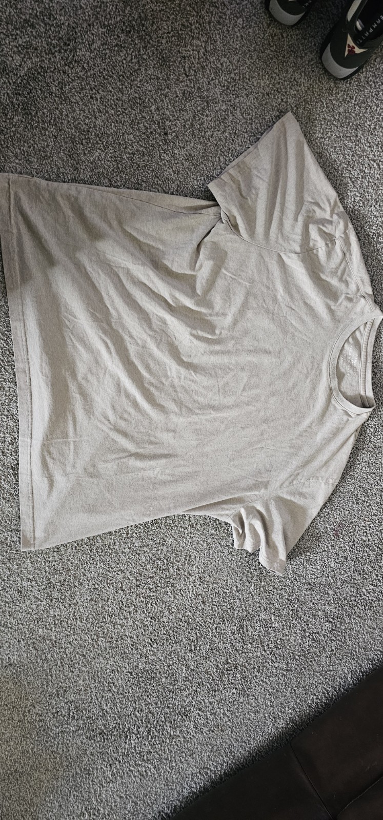Banana Republic Men’s Light beige 60% Cotton 40% Poly Crew Neck T-Shirt XXL Tall