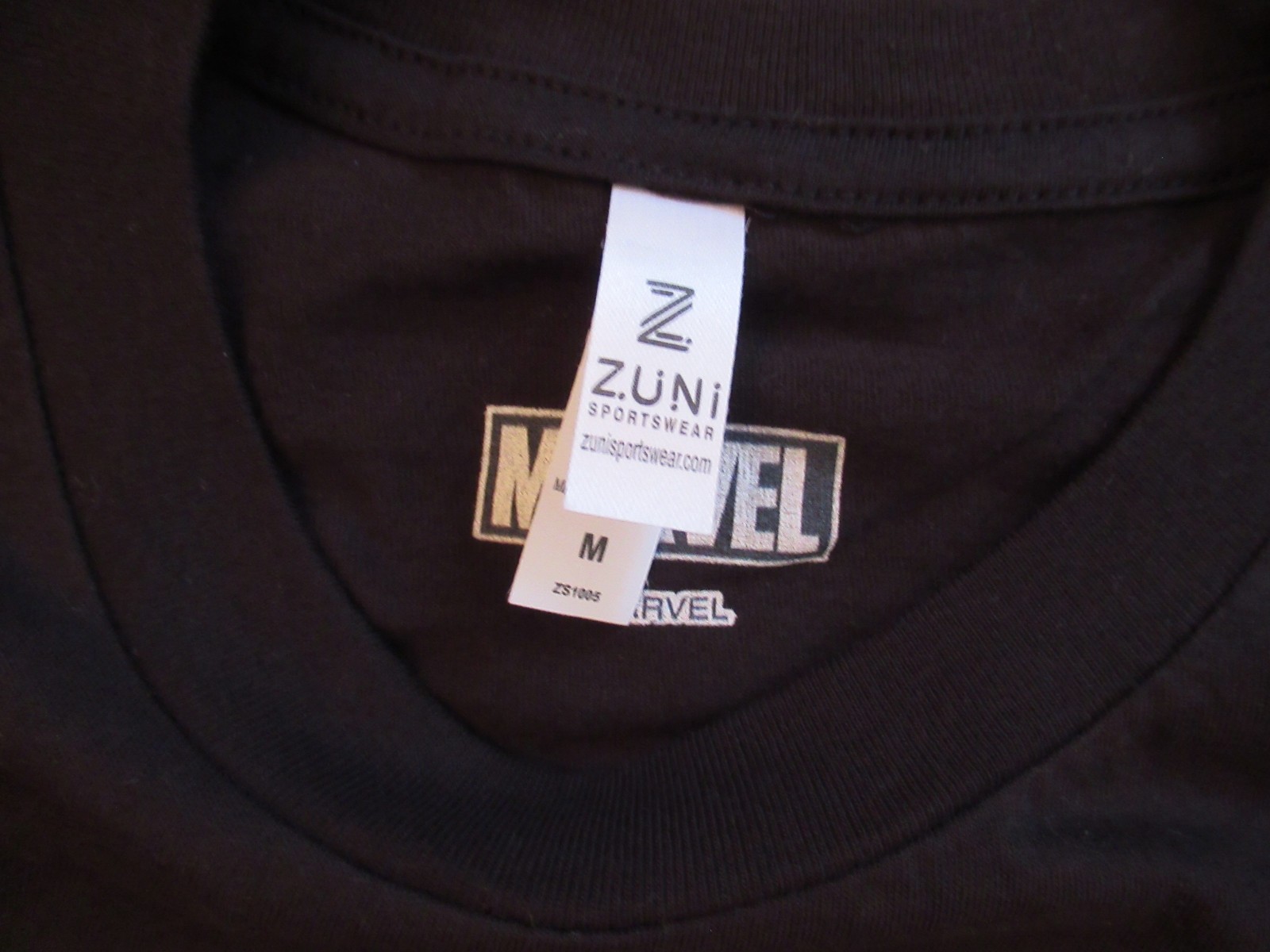 Marvel Spider-Man: No Way Home Torn Suit Long-Sleeve T-Shirt Size Medium