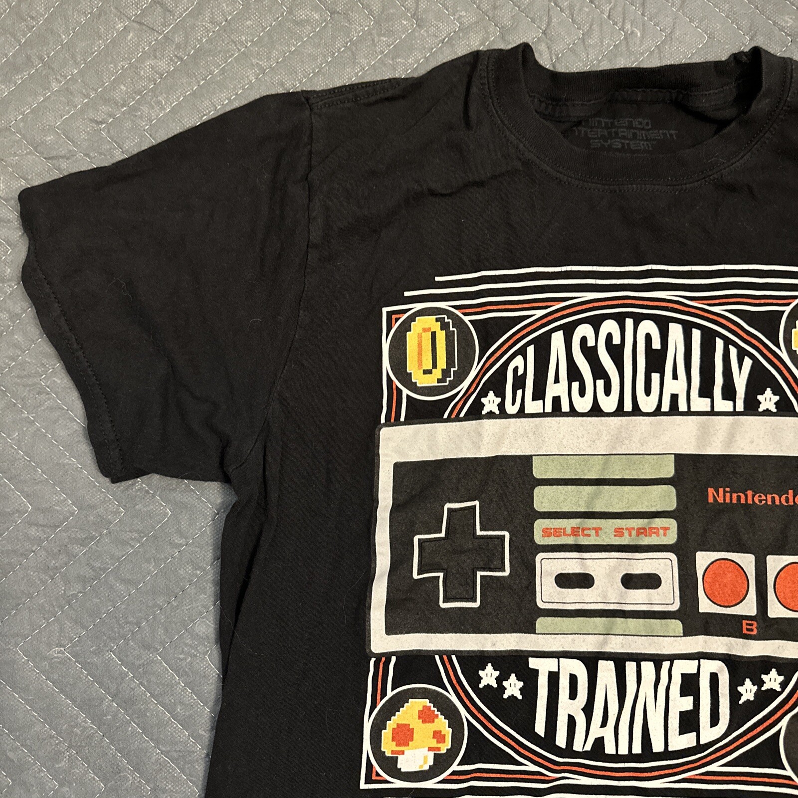 Nintendo Entertainment System T Shirt Classically Trained Size Medium Black Men