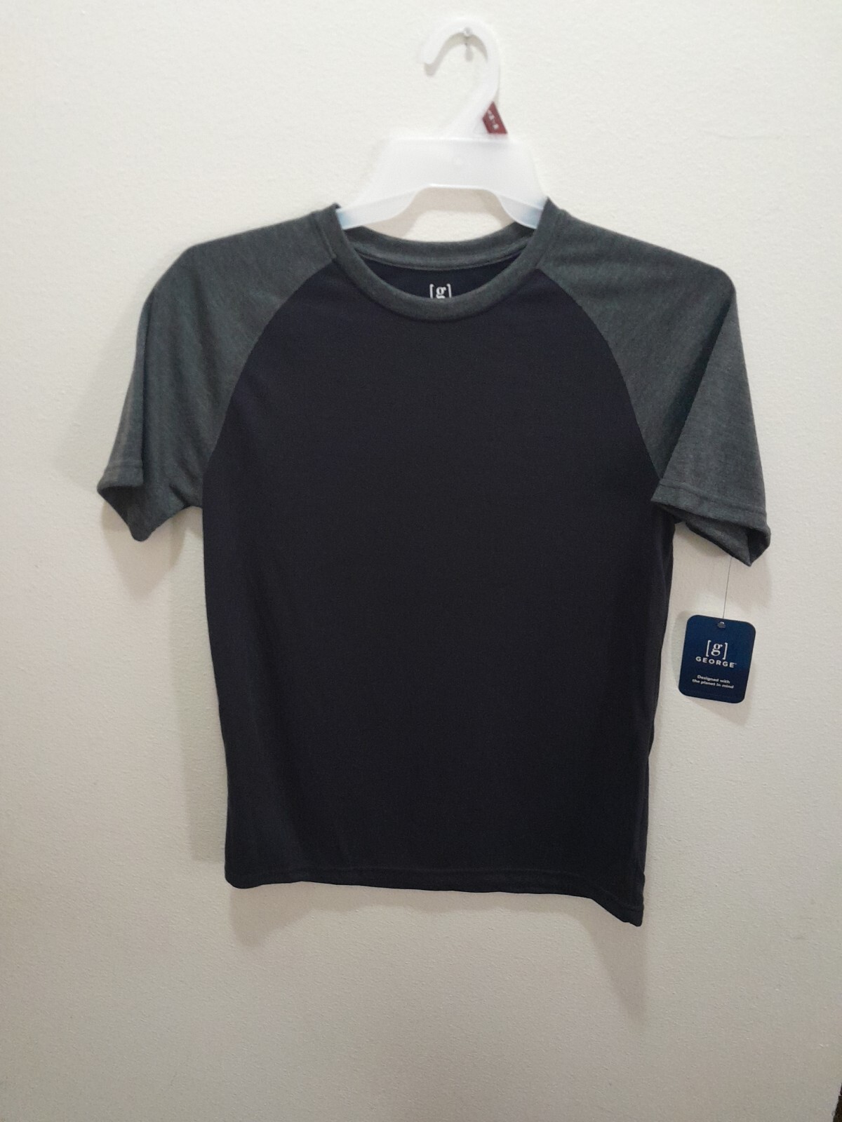 Mens George Size small Raglan Tee Short Sleeve Tee Shirt Color grey NWT