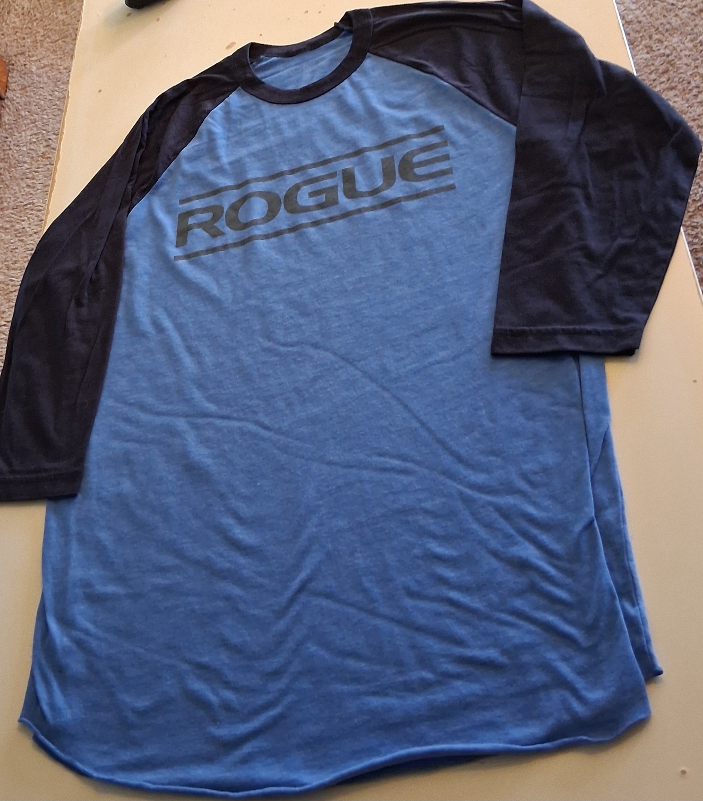 Rogue Fitness Medium Tee Shirt – Baseball Sleeves