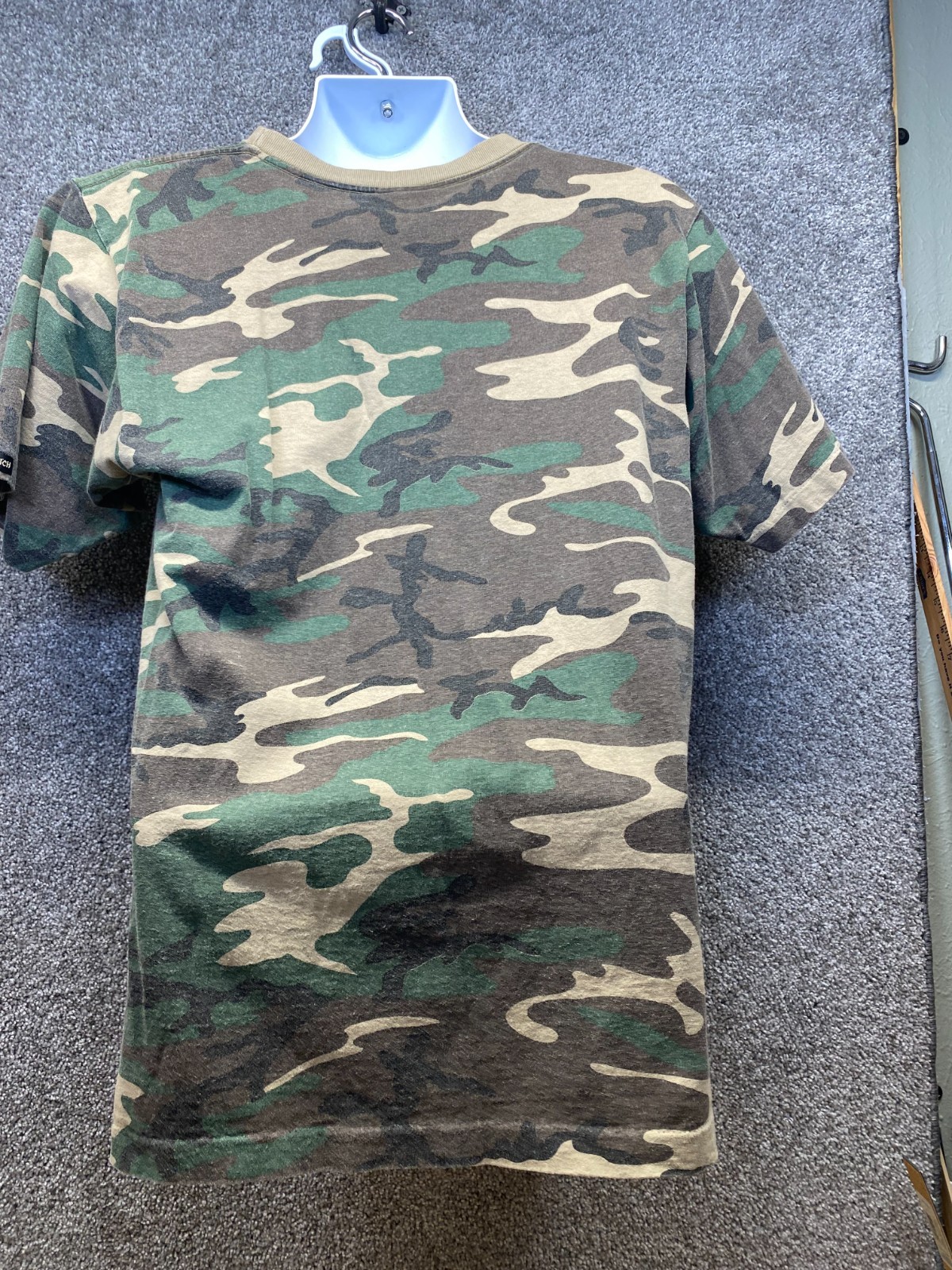 Vntg Sasquatch Mens L Camo Pocket T Shirt Camouflage Single Stitch Made in USA