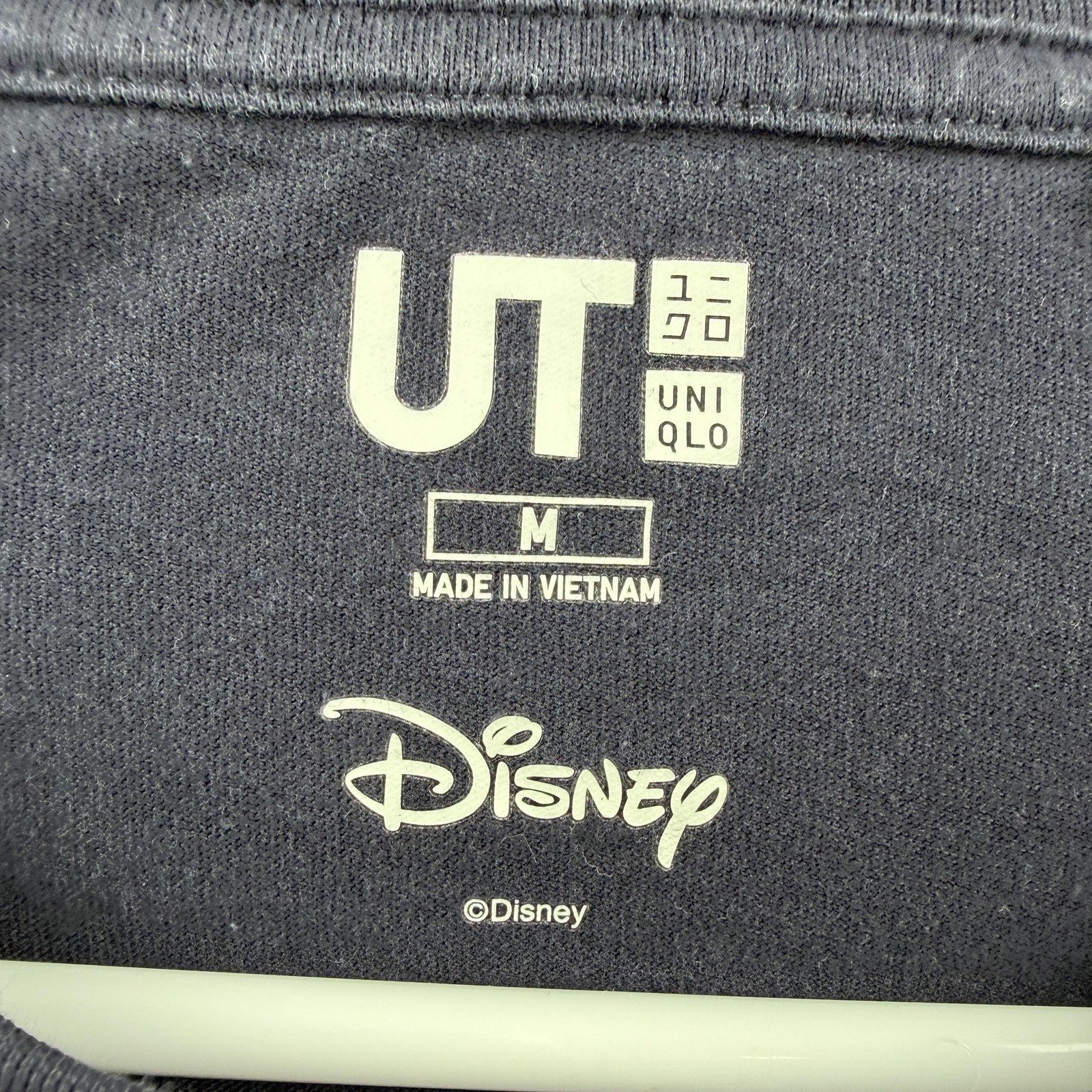 Uniqlo UT Mickey Mouse Shirt Mens Medium Blue Pocket Graphic Feet Tee T-Shirt