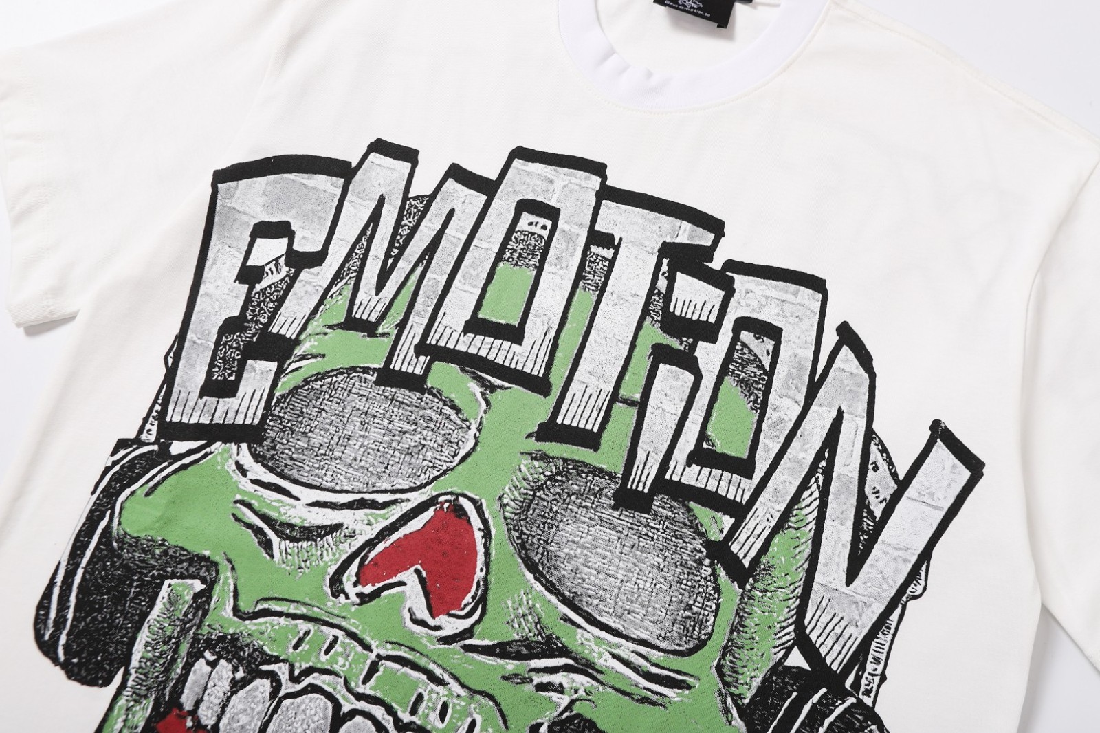 Mixed emotions tee shirt White S-M-L-XL