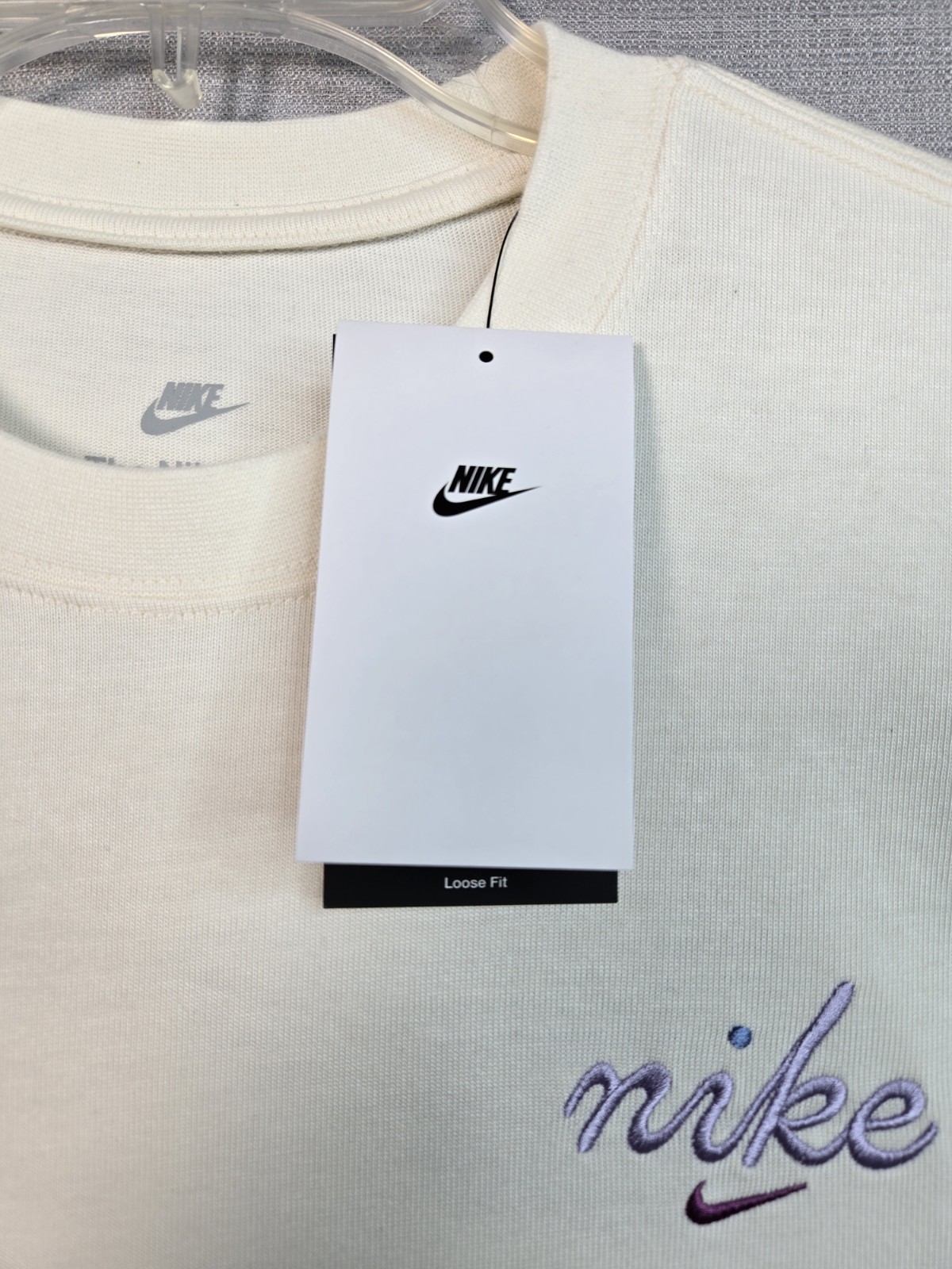 NIKE Max90 T-Shirt Medium Mens Off White Purple Crewneck Long Sleeve Swoosh Logo