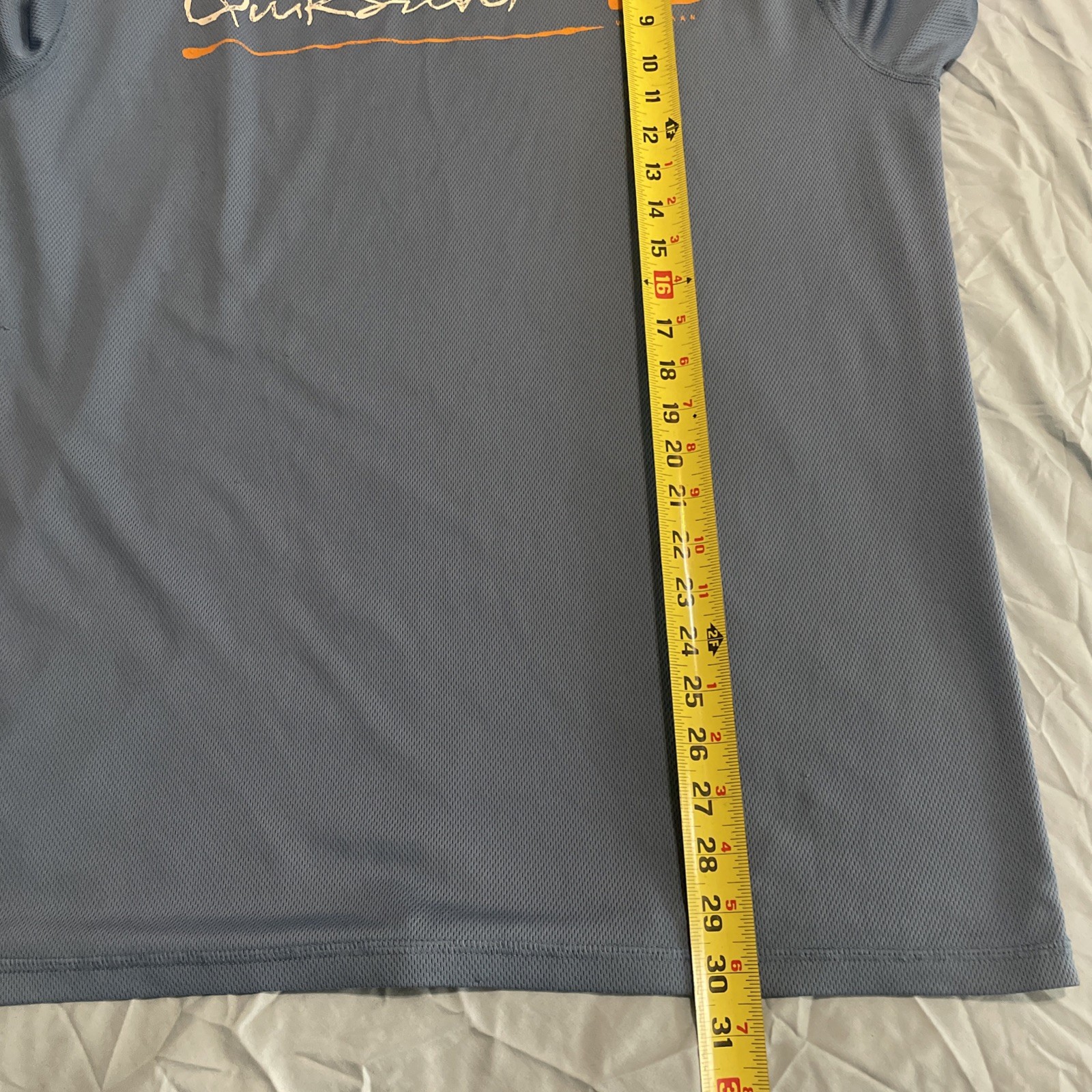 Quiksilver Men’s XL Blue Performance Surf Tee Shirt Loose Fit UPF Rashguard