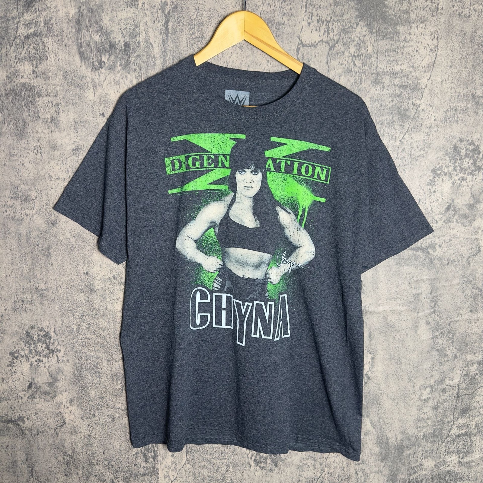 WWE D-Generation X Chyna Graphic Tee Gray Size M