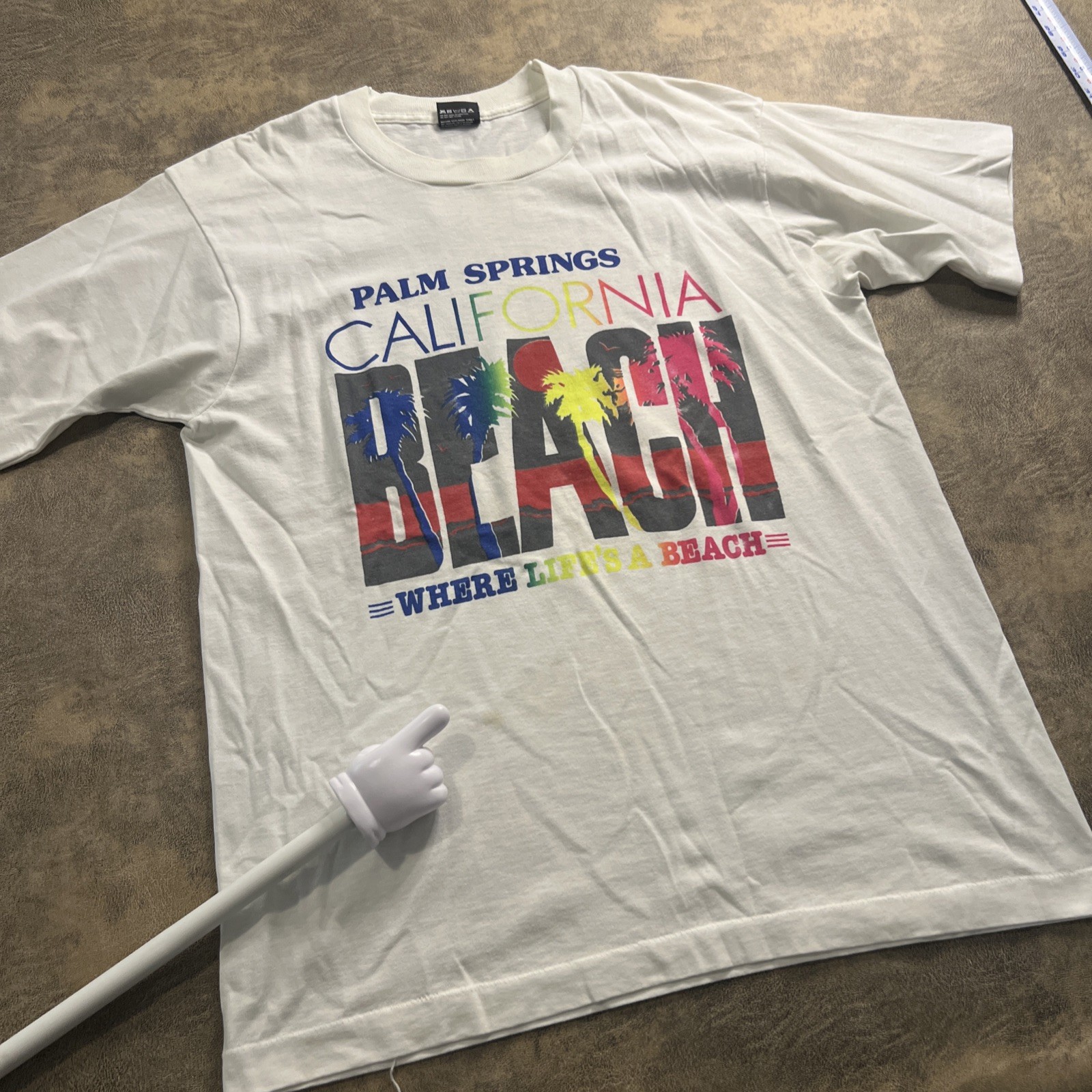 VTG Screen Stars T-Shirt California Beach Size L (M) White Neon Rainbow