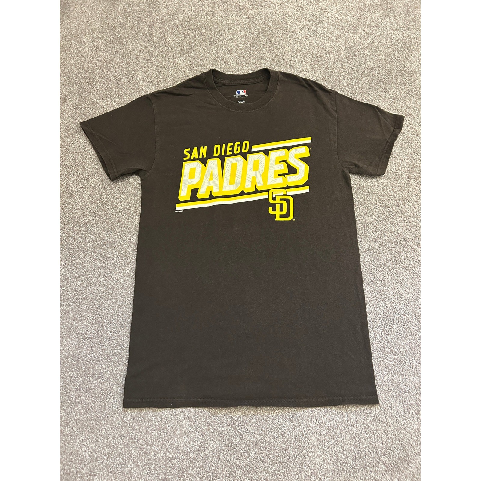 MLB San Diego Padres T-Shirt Mens Small Brown Excellent Graphic Short Sleeve Tee