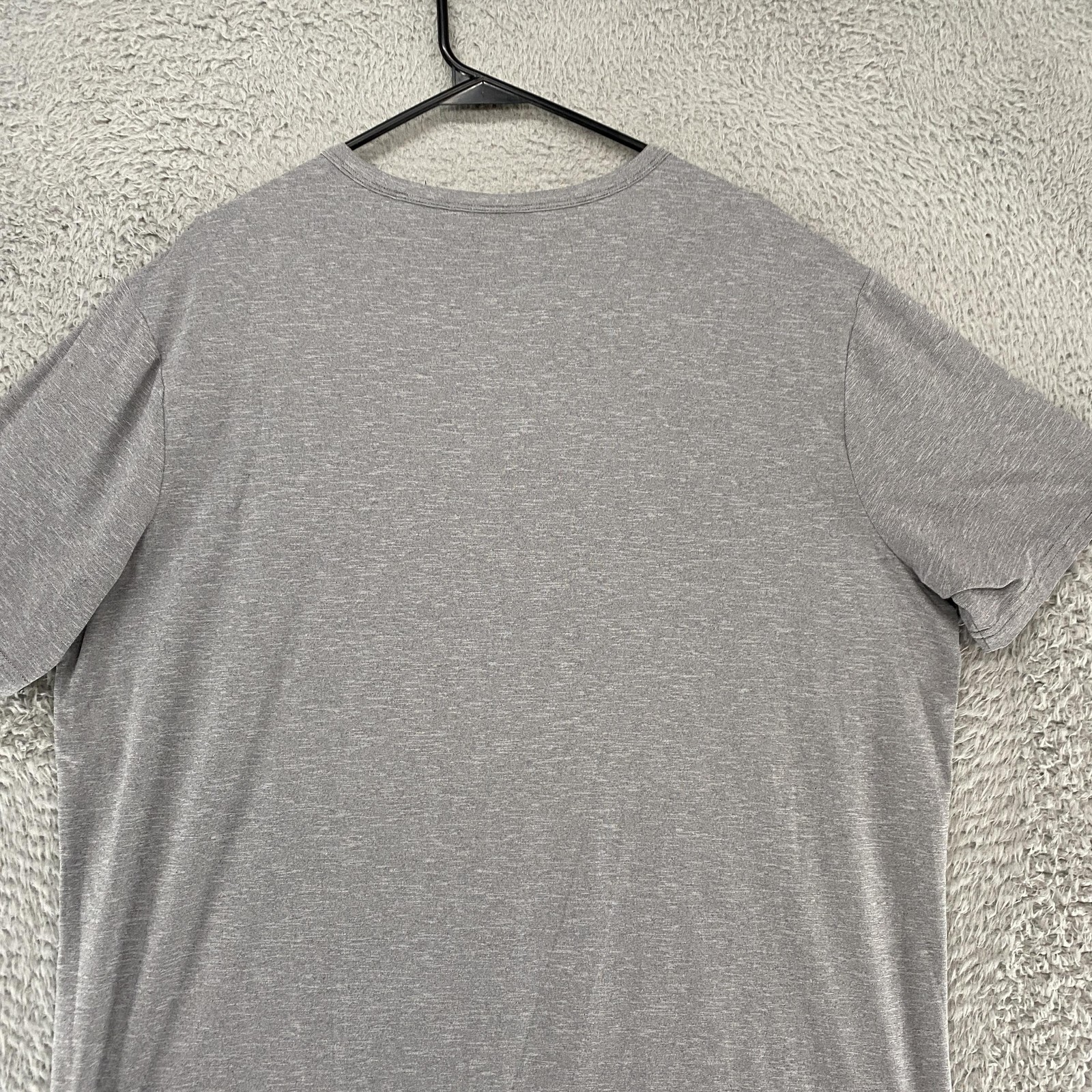 REI Hiking Shirt Mens Large Gray Pocket Lightweight Stretch Outdoor Tee