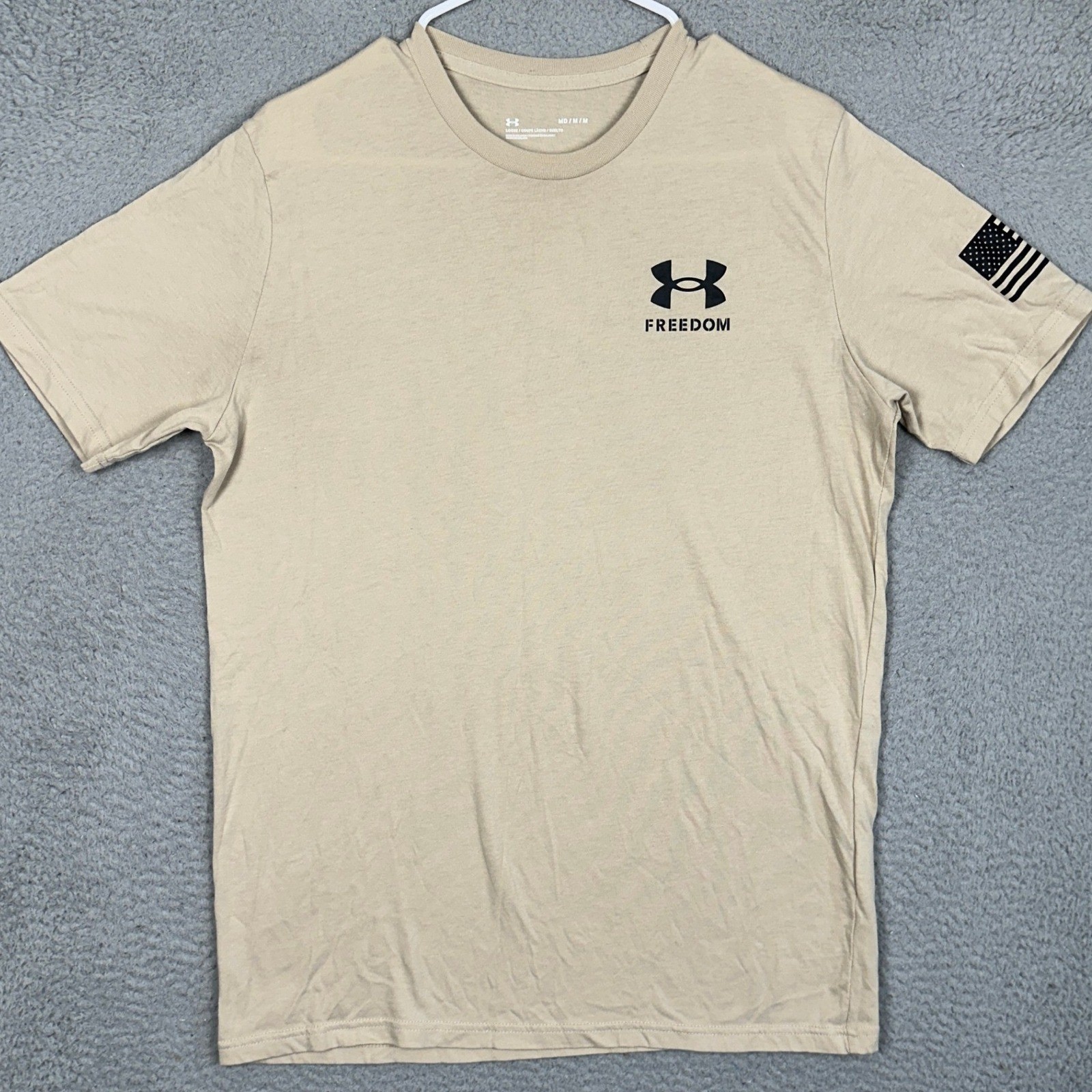Under Armour Freedom T-Shirt Mens Medium Tan Loose Fit Graphic Tee Short Sleeve