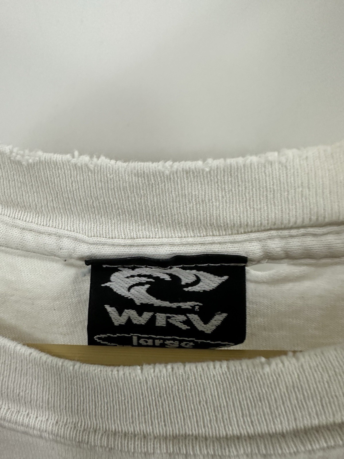 VTG WRV Wave Riding Vehicles Thrashed Distressed Worn Surfboard T-Shirt Sz L