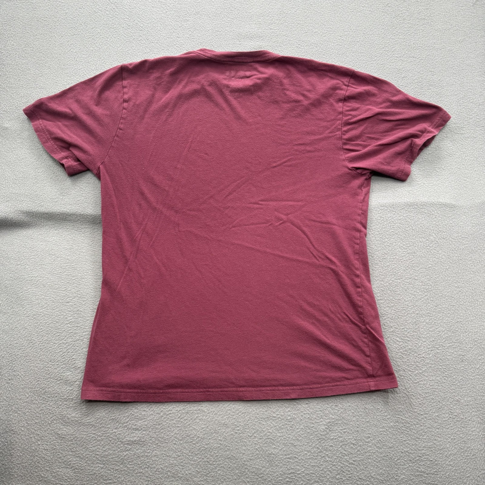 Yeti Shirt Mens Large Red Built For The Wild Buffalo Graphic Tee Tagless