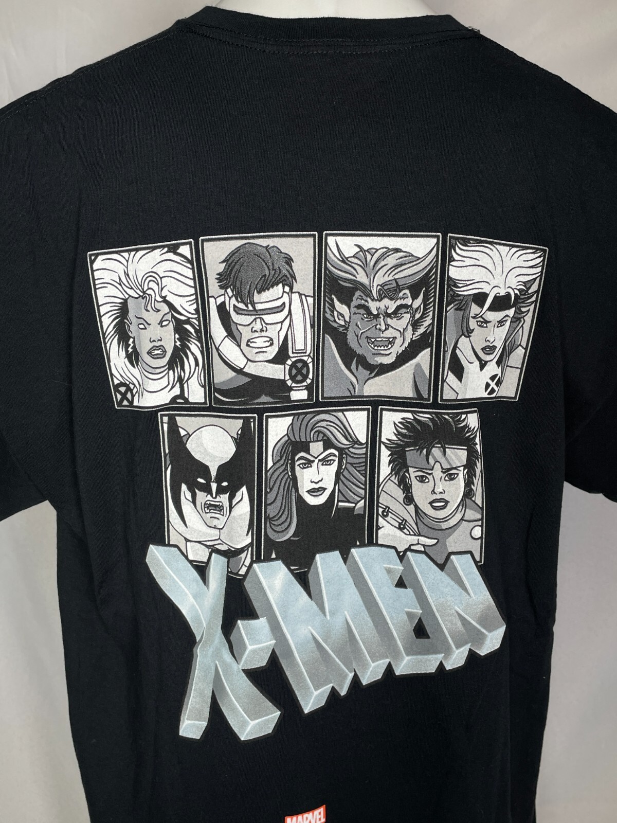 X-Men Cartoon 90’s Style Black T-Shirt Wolverine Storm Cyclops Beast Men’s XL