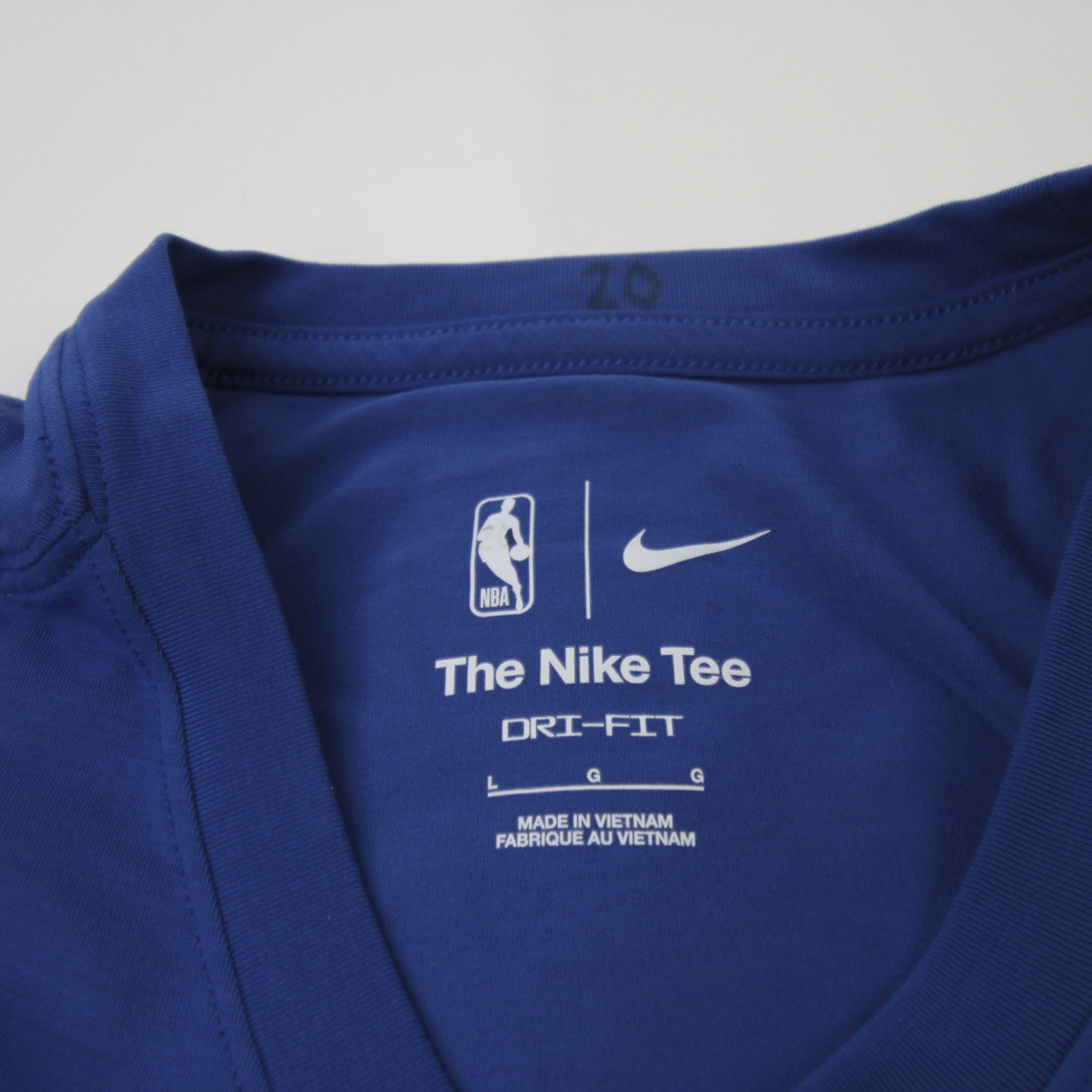 Nike NBA Authentics Sleeveless Shirt Men’s Blue Used Multiple Sizes