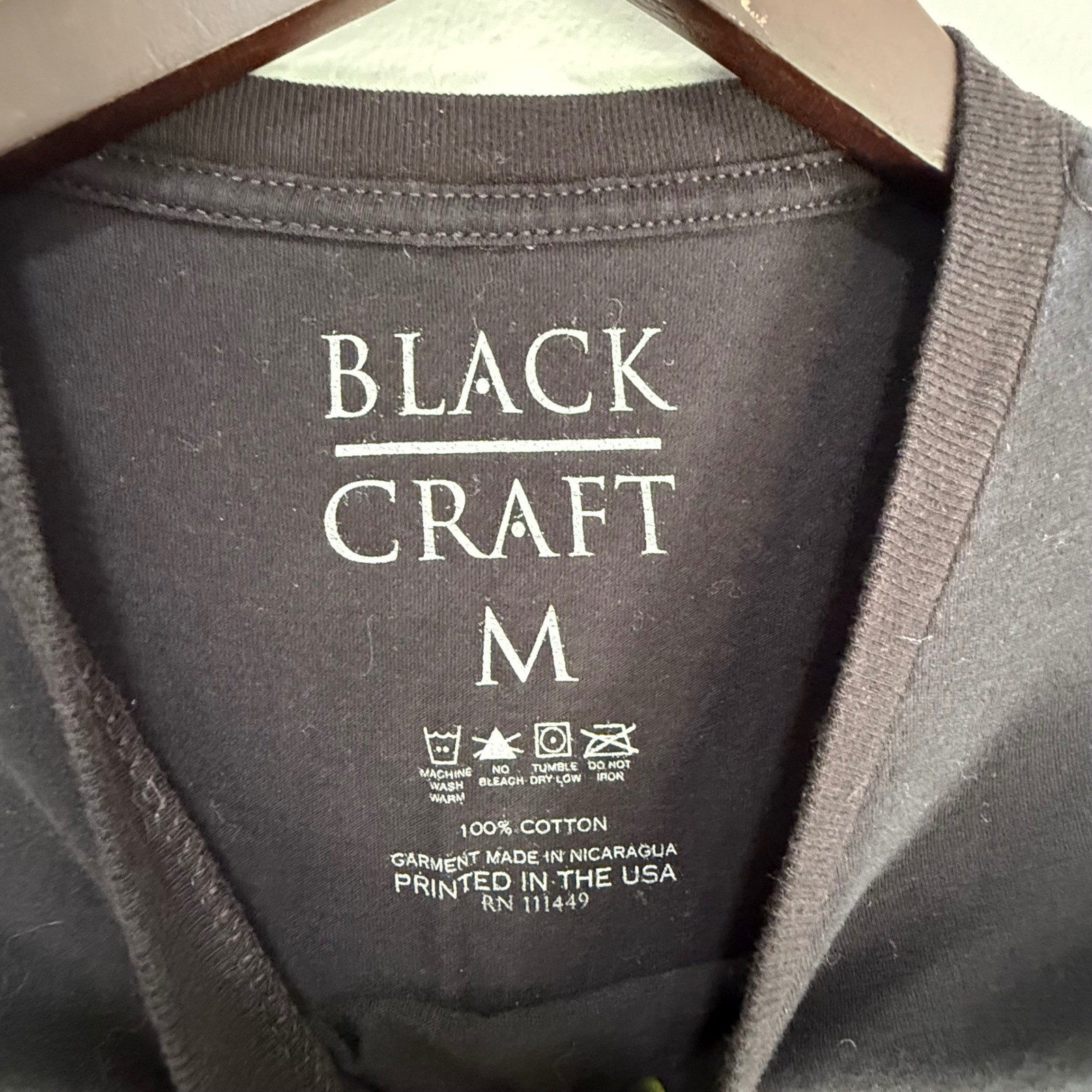 Black Craft Cult Black and The Brave Skull Graphic T-Shirt Medium Cotton