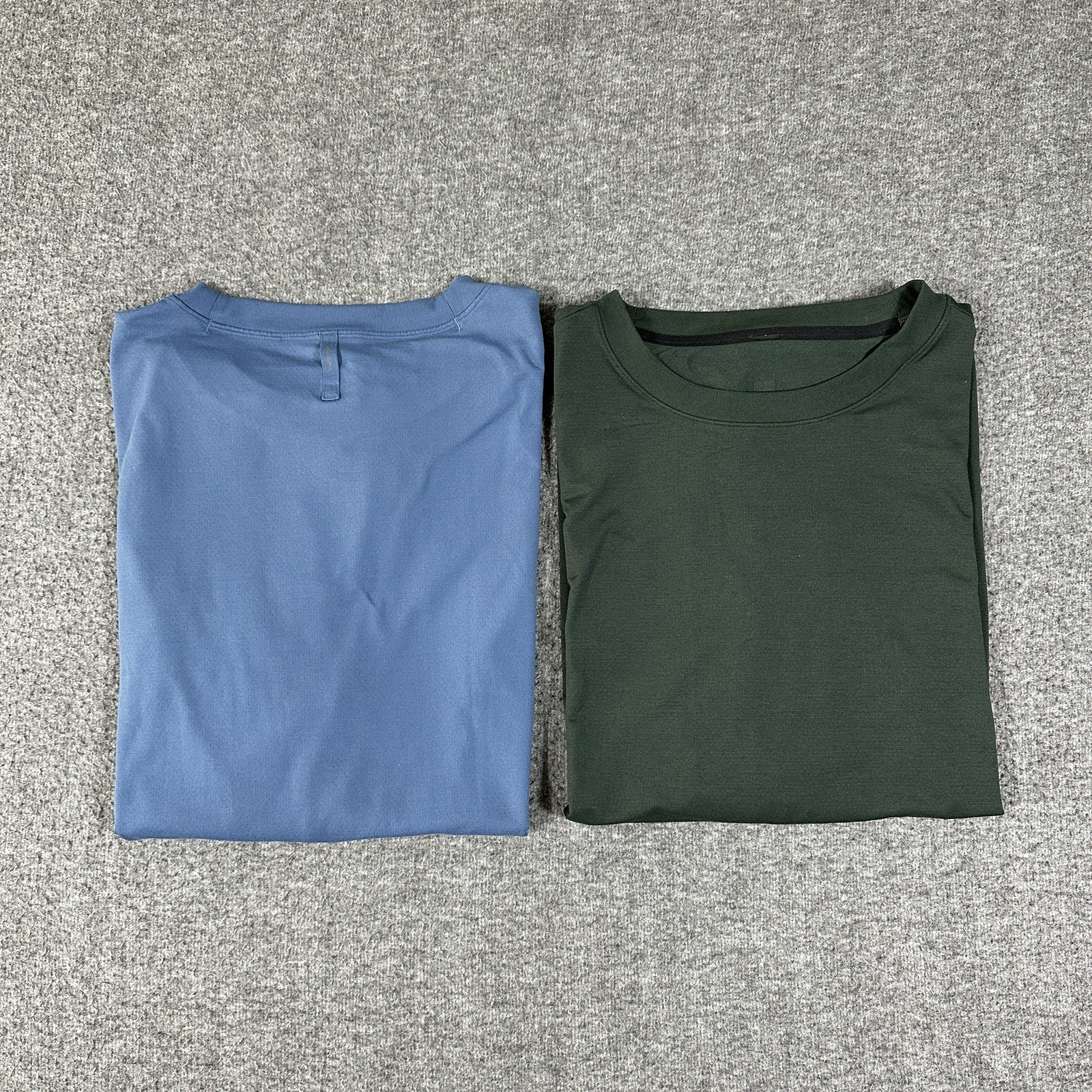 2 Lululemon Men’s Easy Set Train Short Sleeve Shirts Blue Dark Green 2XL LOT