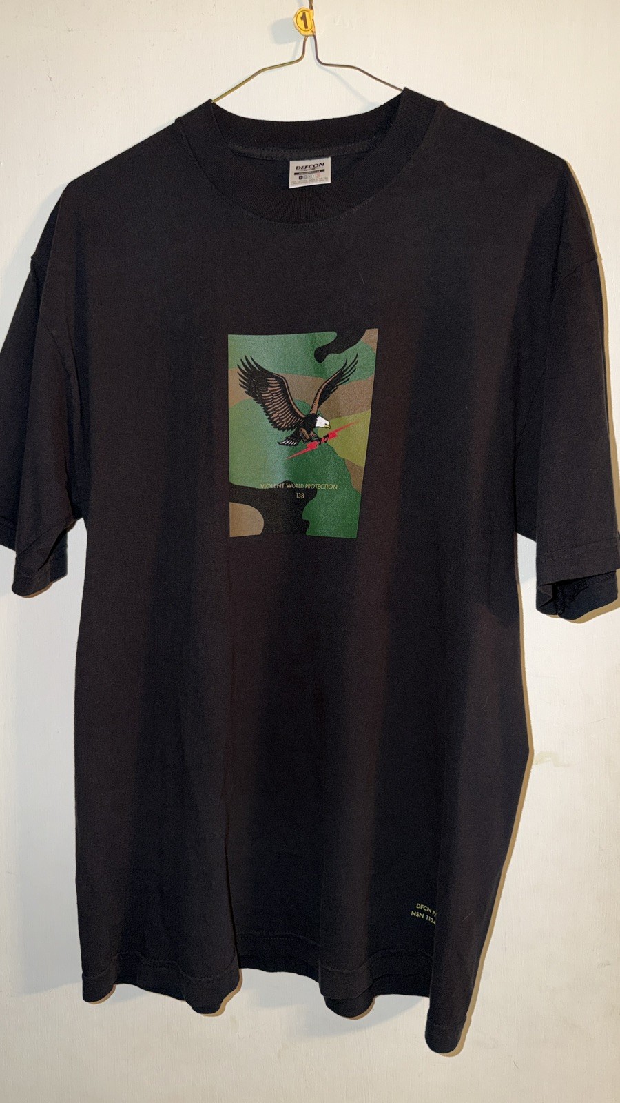 DEFCON GROUP HEAVYWEIGHT NOYFB EAGLE T-SHIRT BLACK LARGE VANS FOG