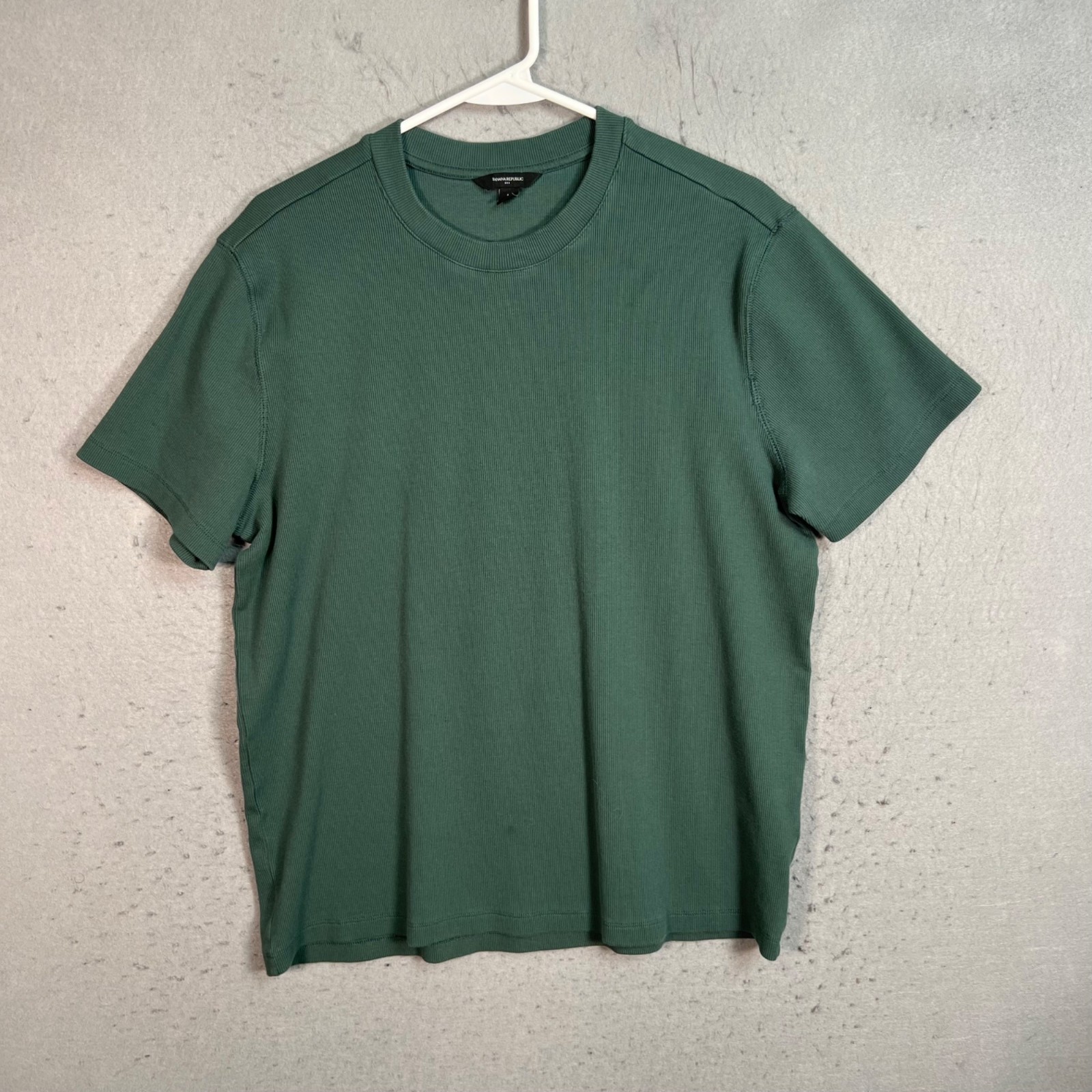 Banana Republic Mens Size Large Green Crew Neck T-Shirt Cotton Blend