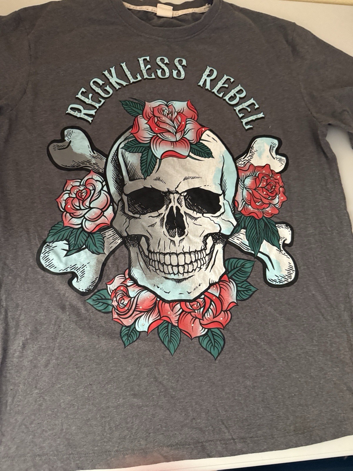 Recycled Threads Reckless Vintage Mens T-shirt Size Large L Gray Floral Skull