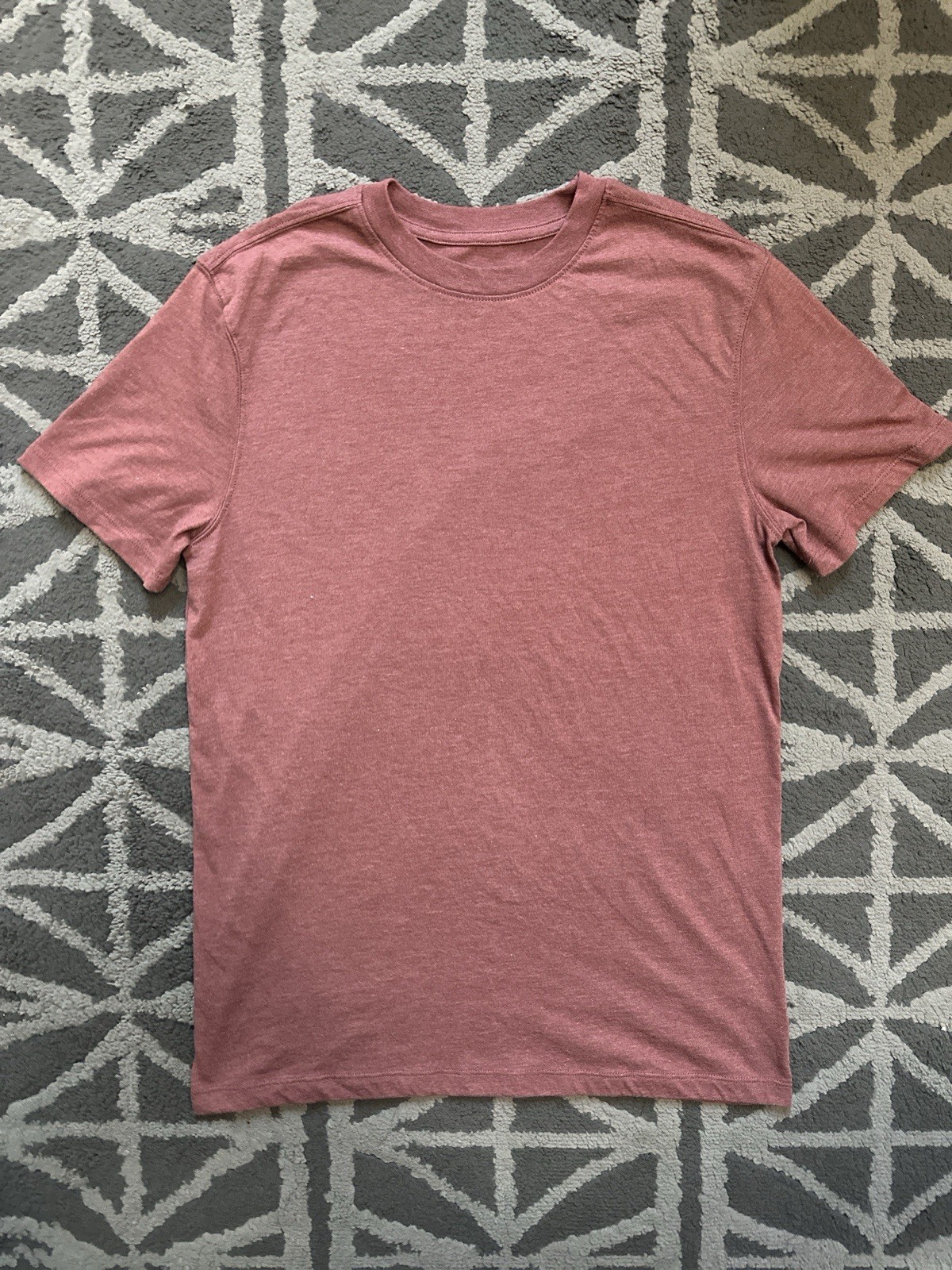 Goodfellow & Co Every Wear Tee Men’s Pink Standard Fit Crew Neck Size S