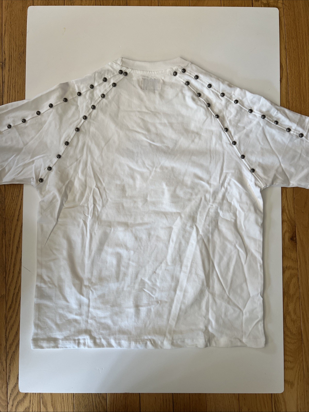 GFTD LA White Men’s Small Beaded T Shirt