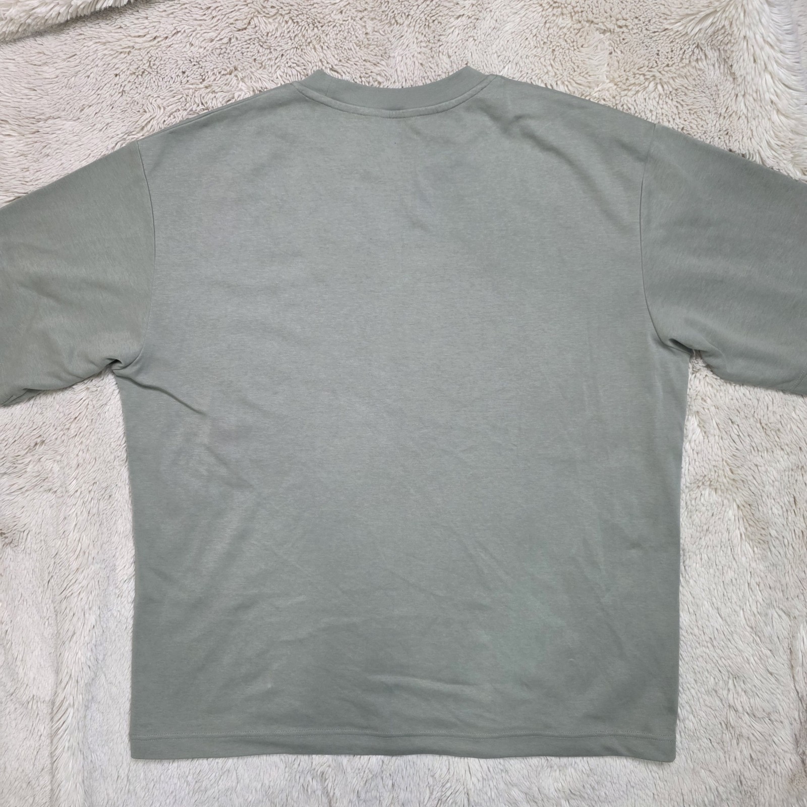 Uniqlo AIRism Cotton Oversized Crew Neck T-Shirt Light Green Sage Size XL EUC